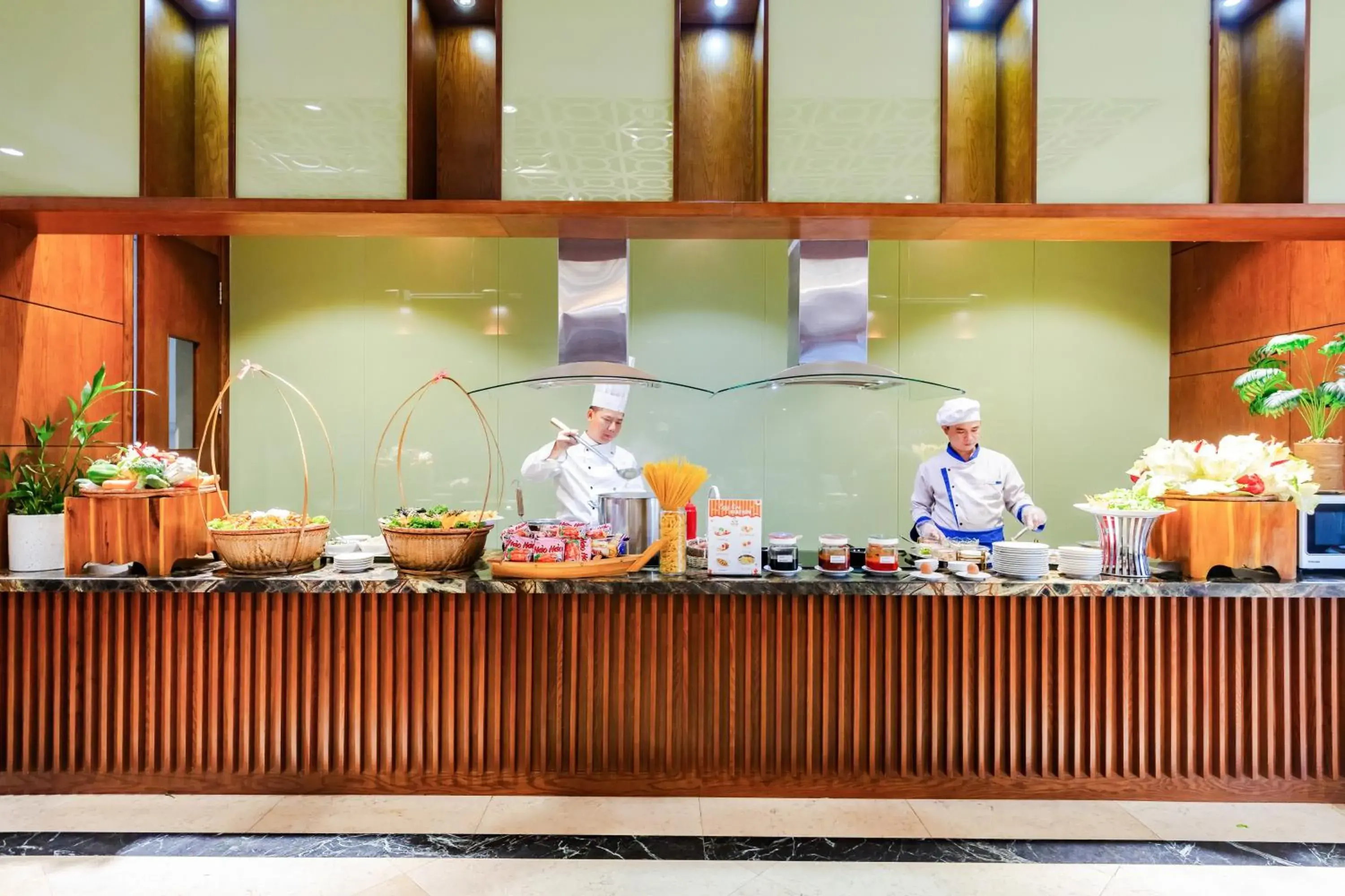 Breakfast in Pearl River Hotel Breakfast in Pearl River Hotel