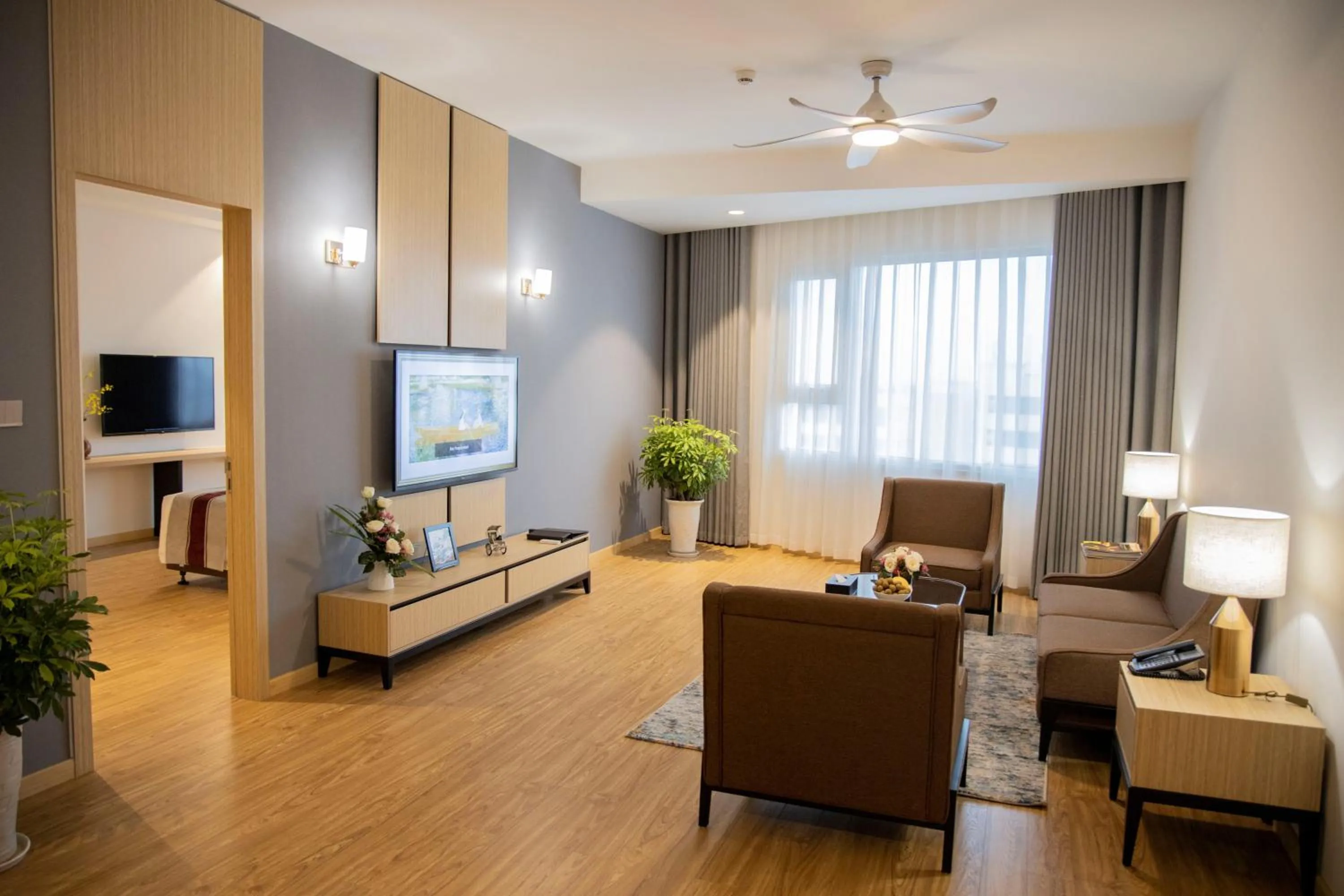 Living room in Pearl River Hotel