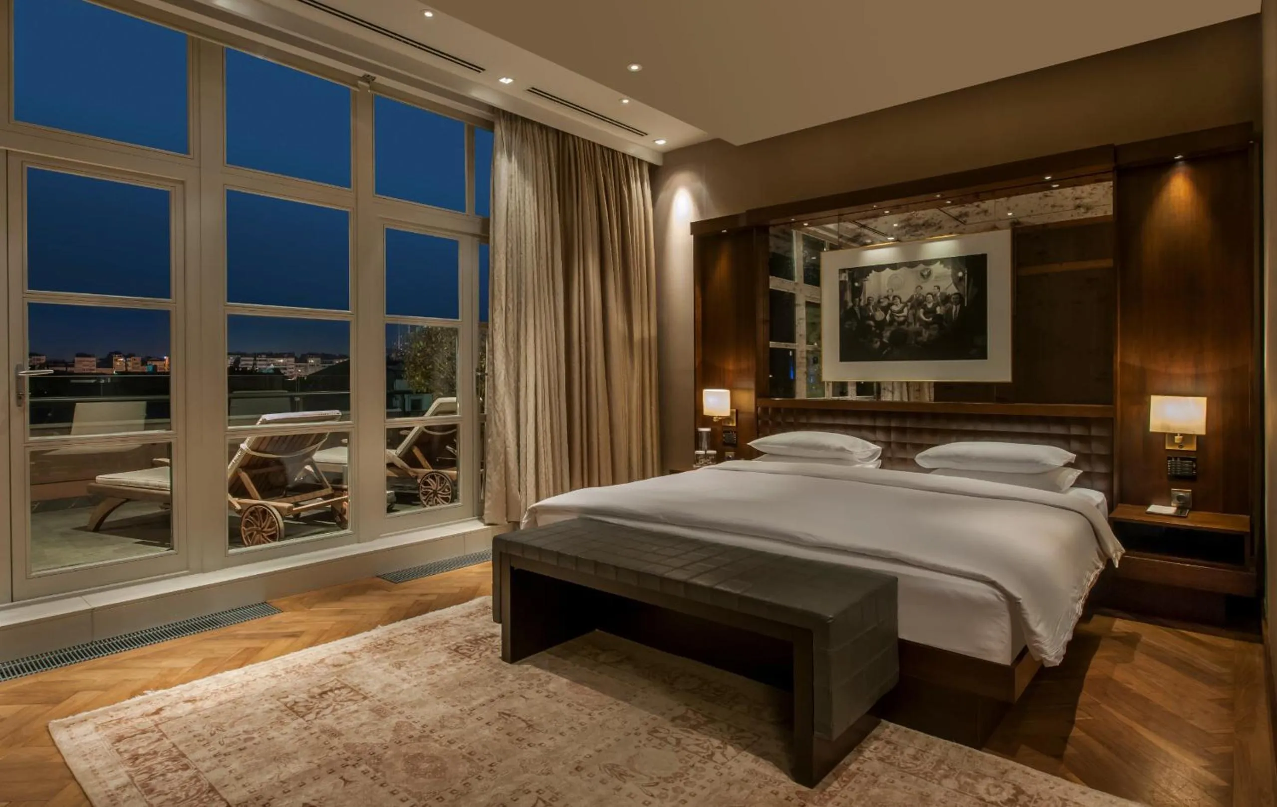 Balcony/Terrace, Bed in Park Hyatt Istanbul - Macka Palas
