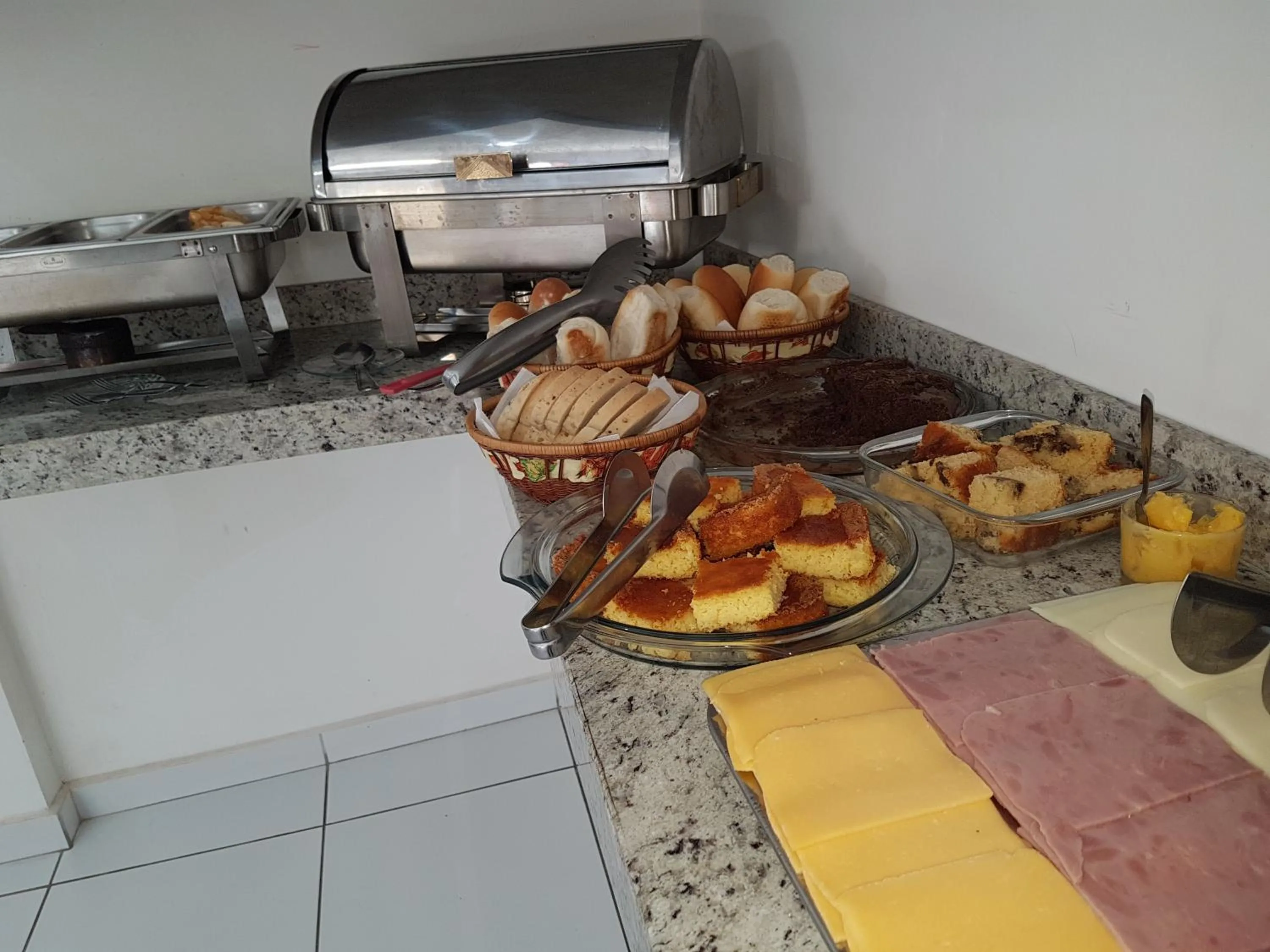 Breakfast in Hotel Reobot Center