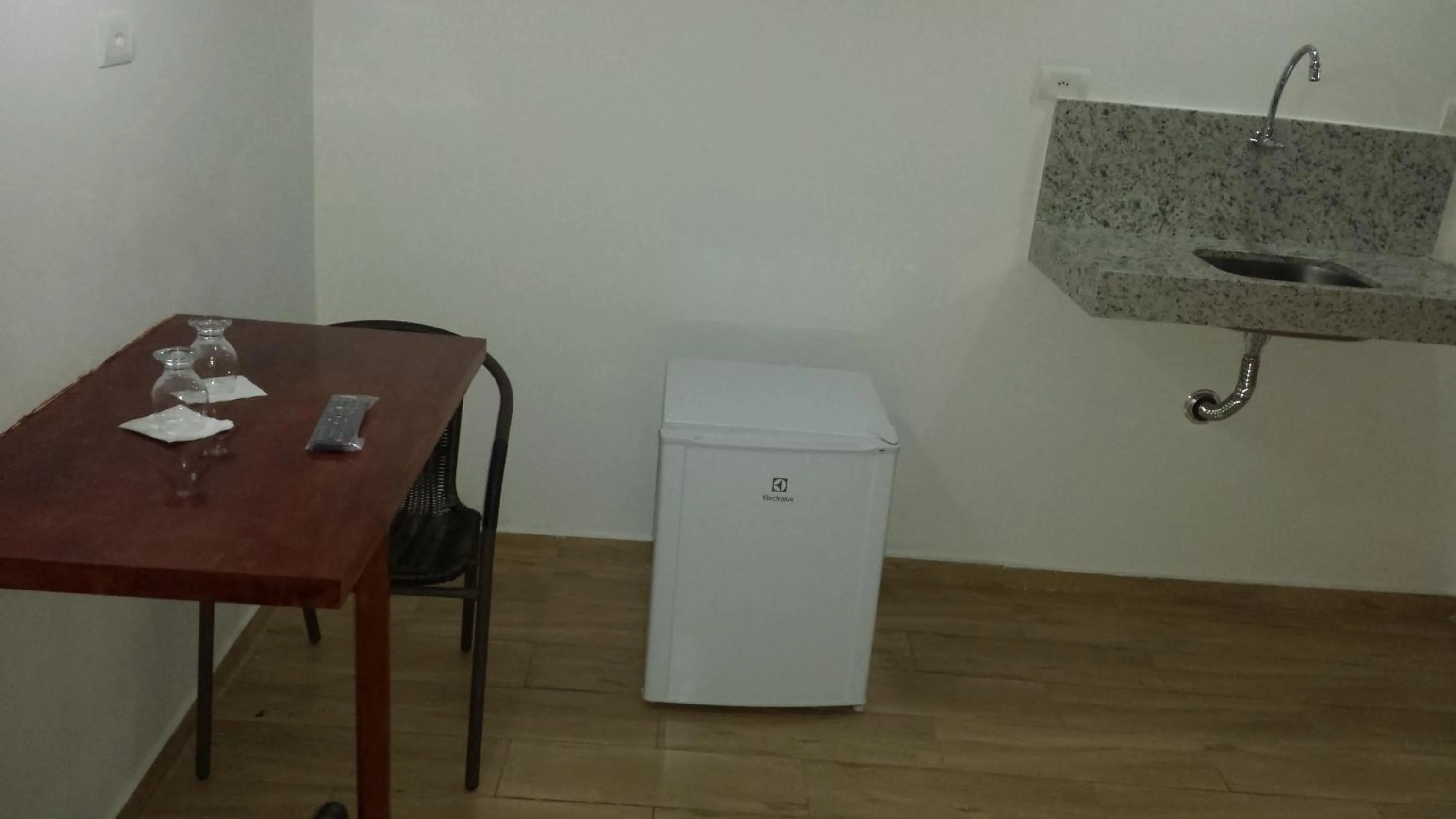 Photo of the whole room in Hotel Reobot Center