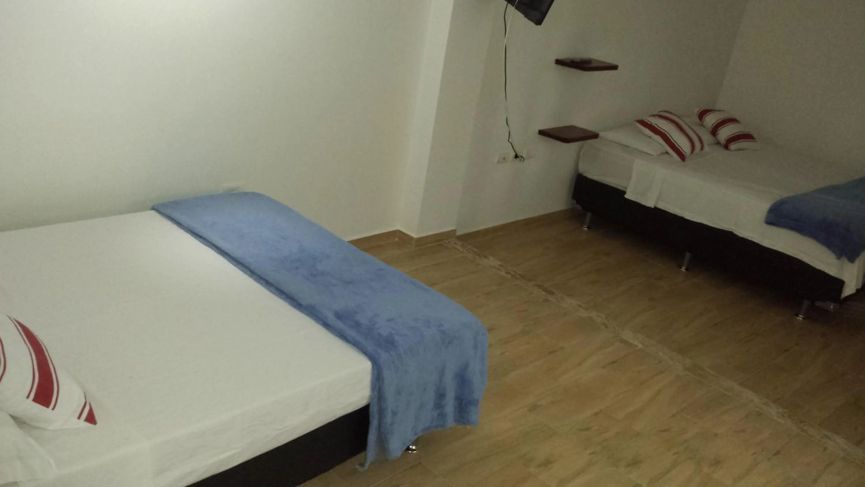 Property building, Bed in Hotel Reobot Center