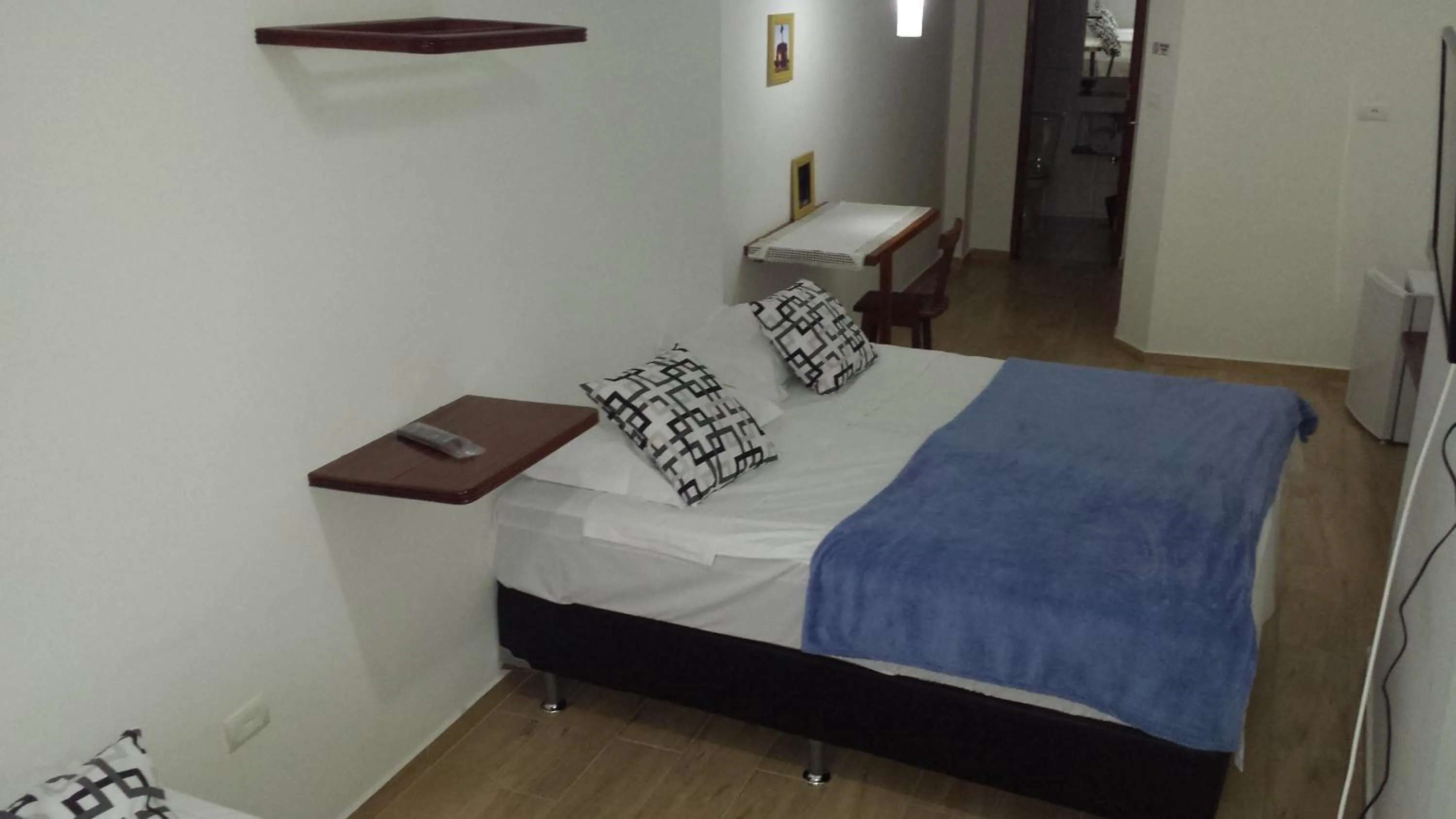 Photo of the whole room, Bed in Hotel Reobot Center