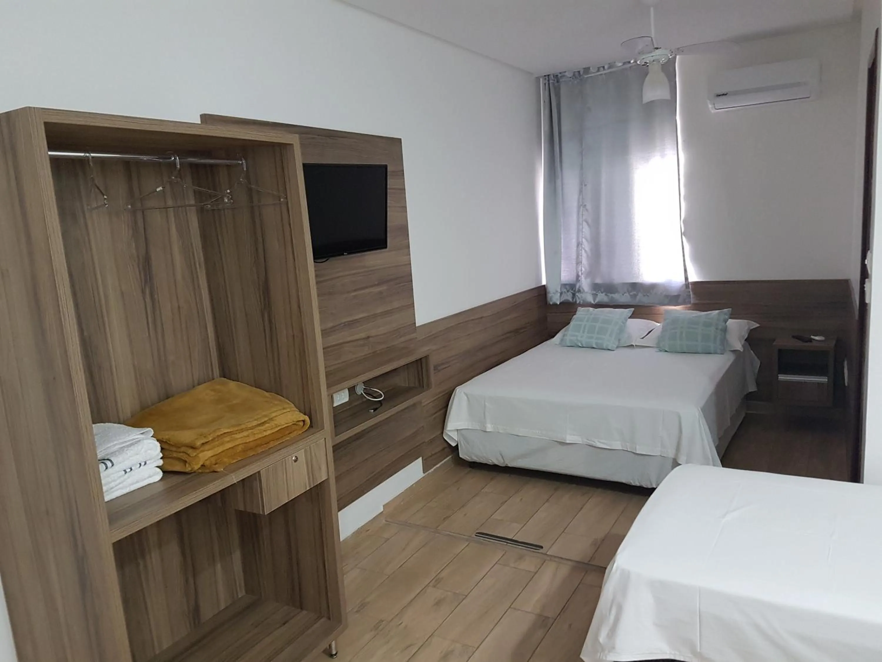 Photo of the whole room, Bed in Hotel Reobot Center