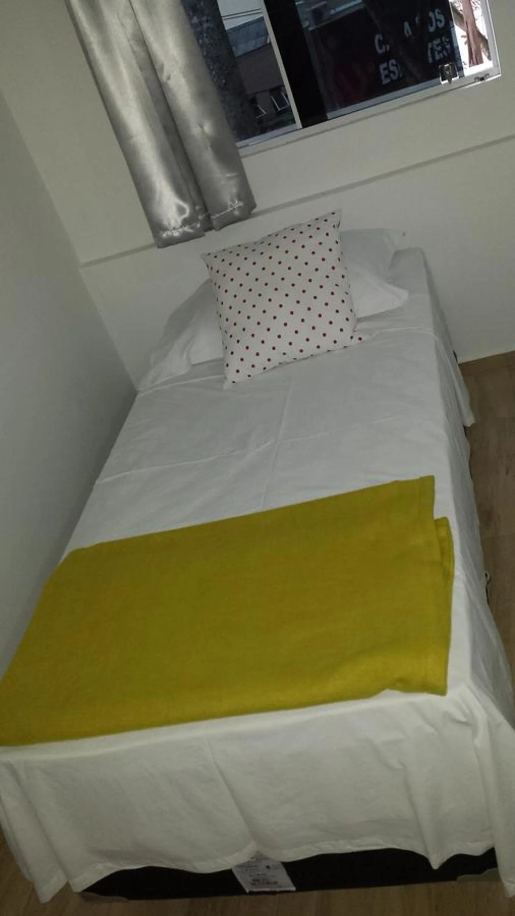 Property building, Bed in Hotel Reobot Center