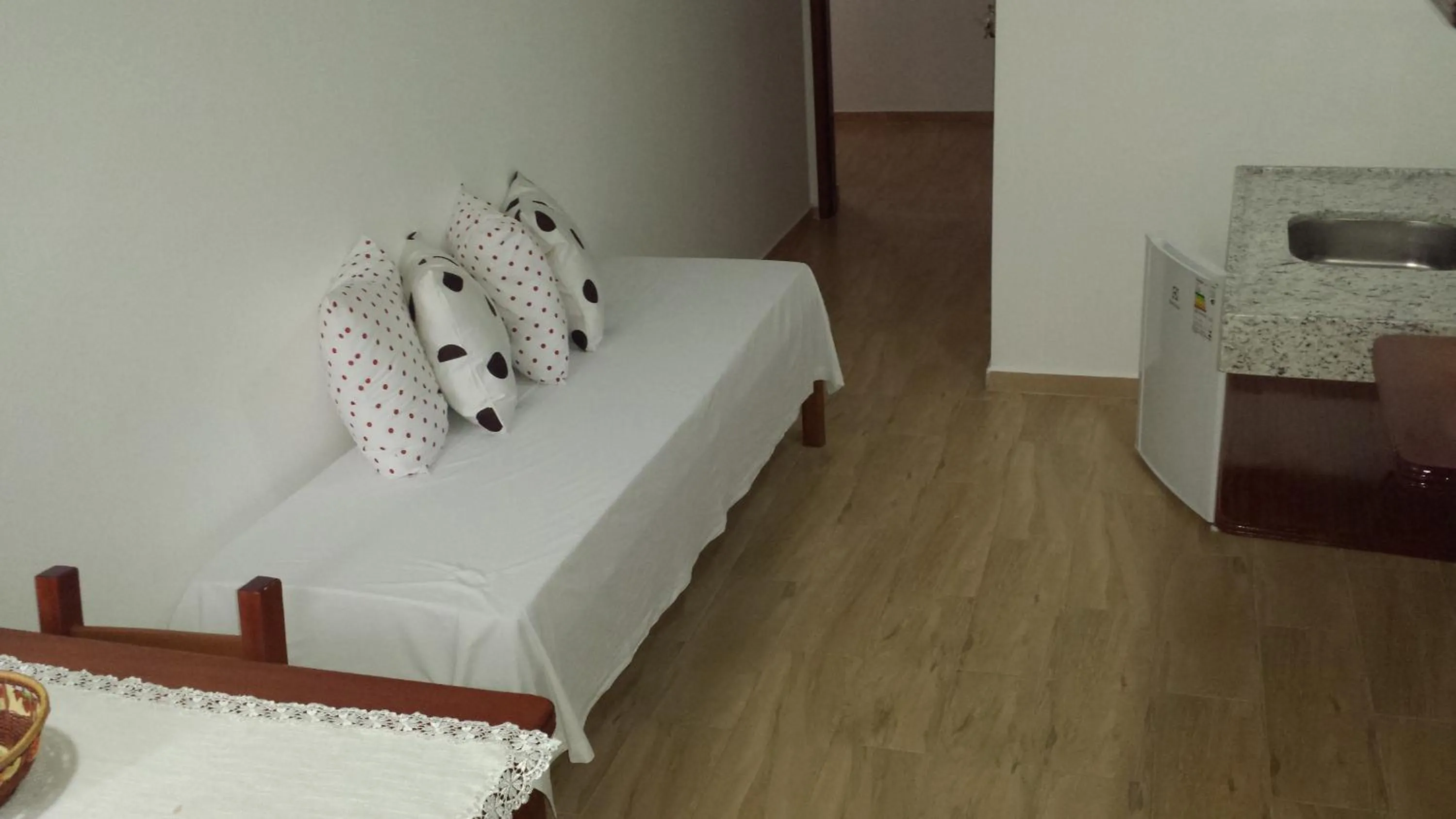 Property building, Bed in Hotel Reobot Center