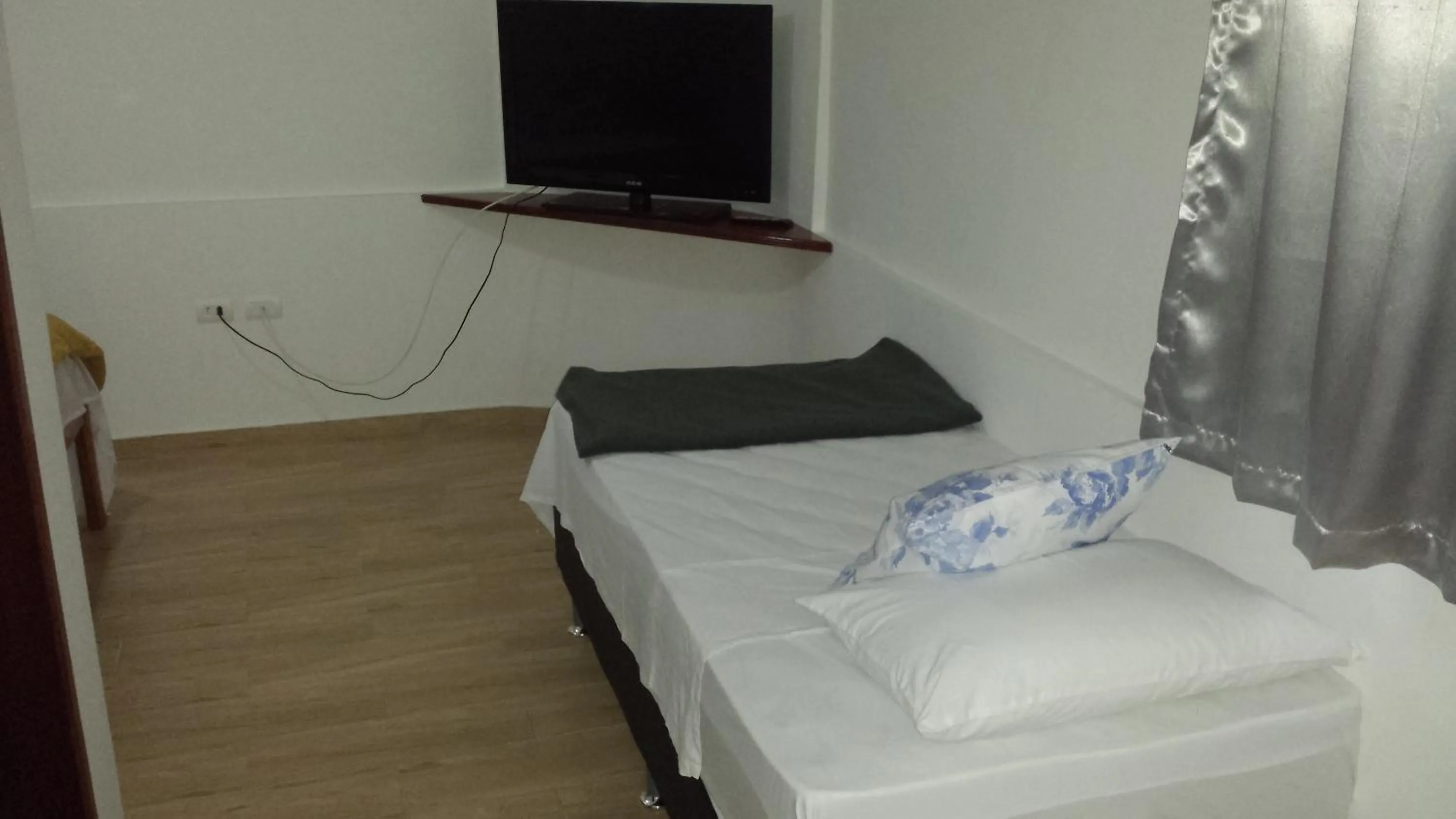 Photo of the whole room, Bed in Hotel Reobot Center