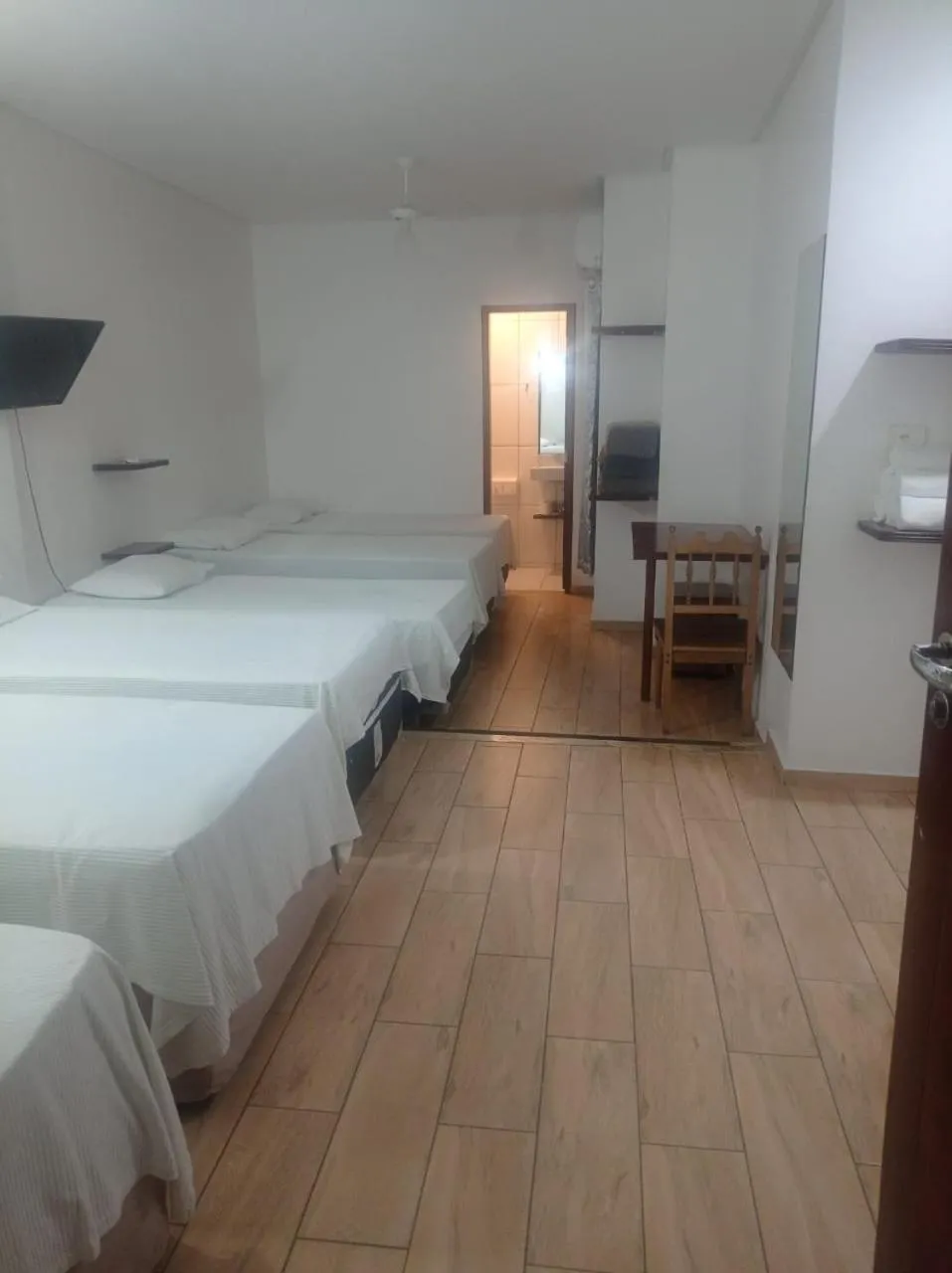 Photo of the whole room, Bed in Hotel Reobot Center