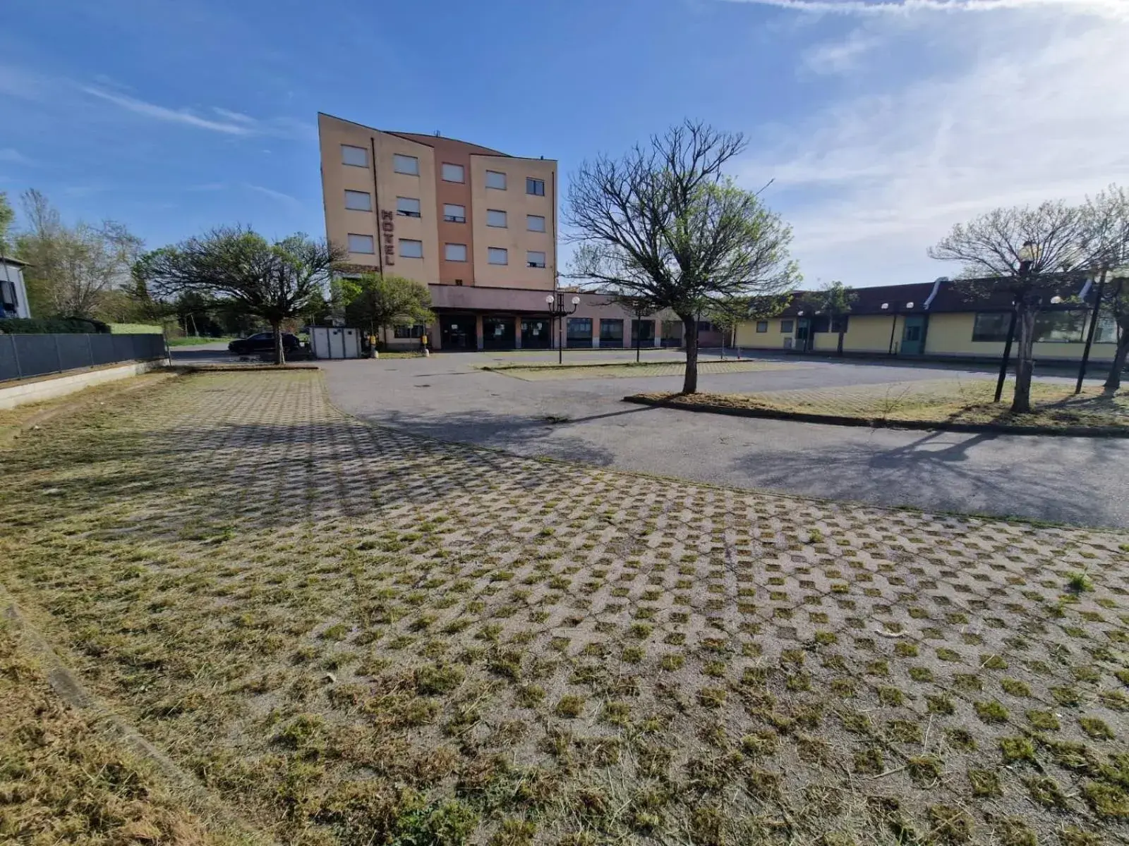 Property building in Hotel Fidenza Property building in Hotel Fidenza