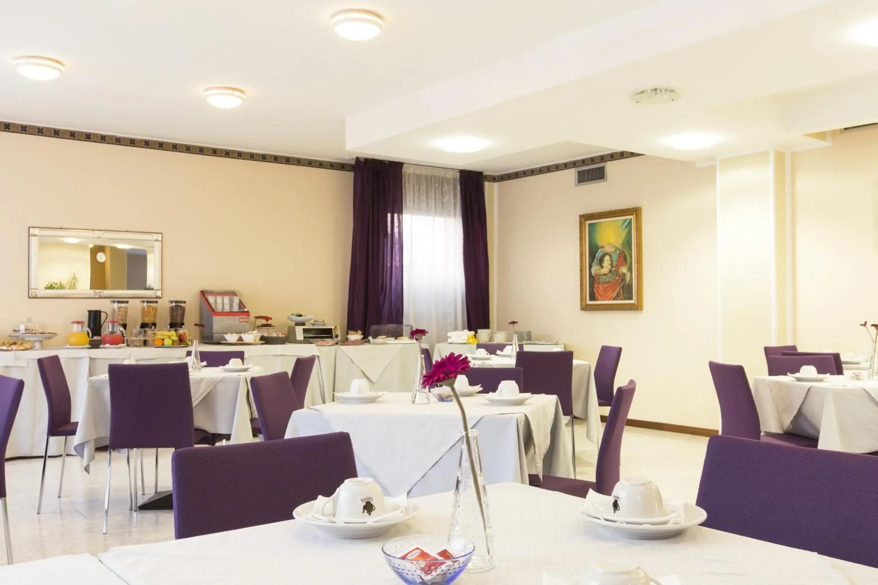 Restaurant/places to eat in Hotel Fidenza Restaurant/places to eat in Hotel Fidenza