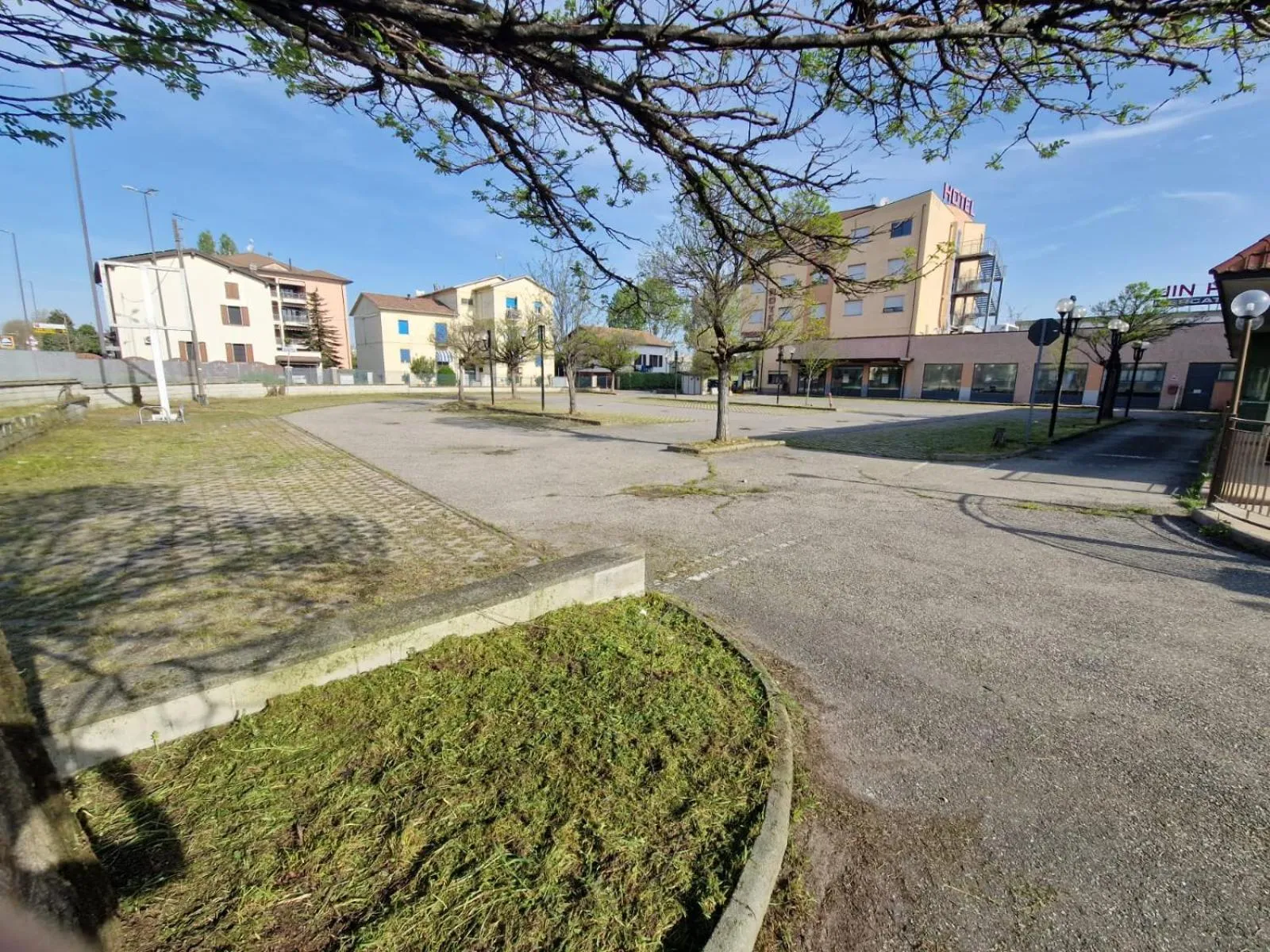 Parking in Hotel Fidenza