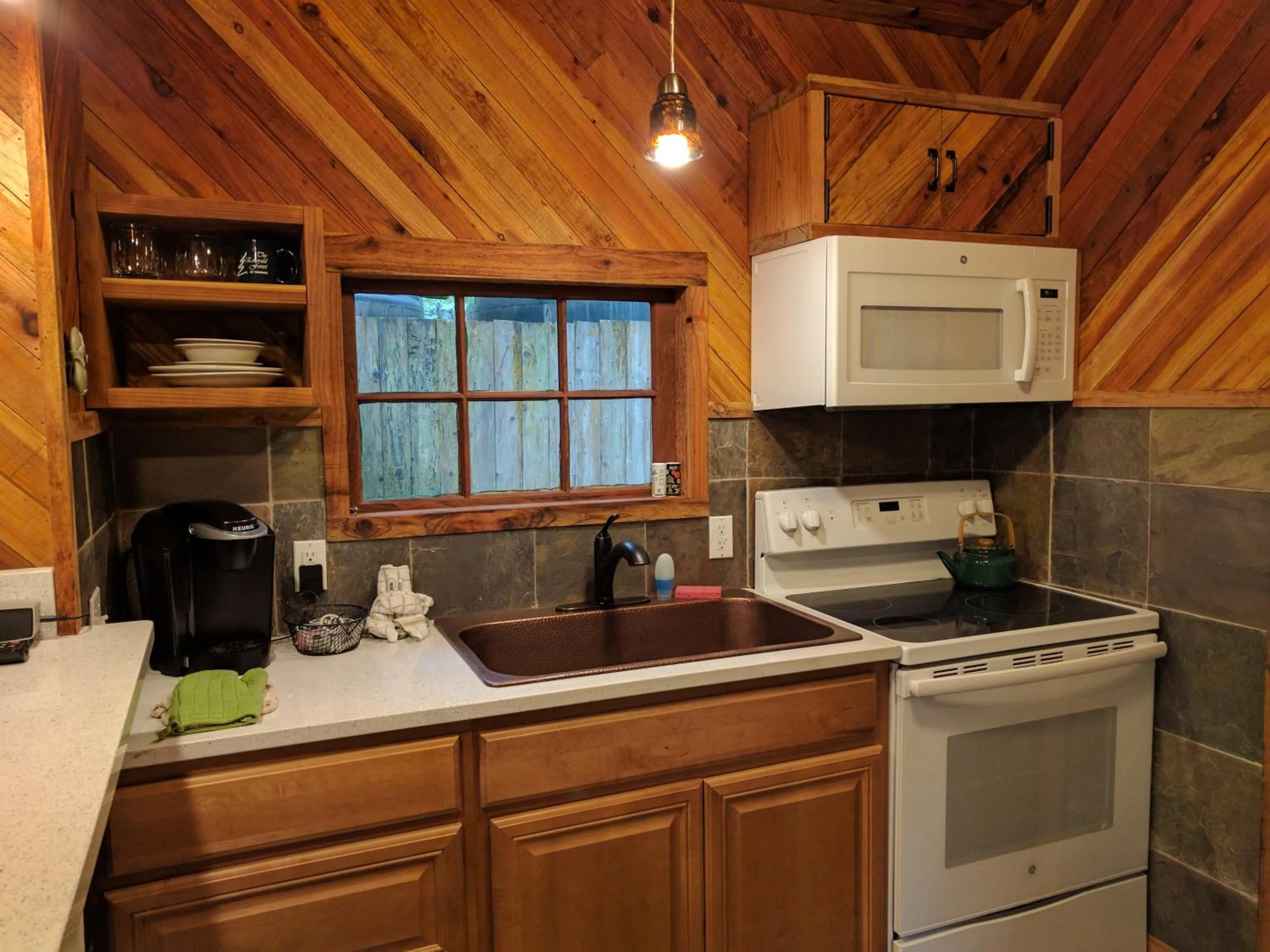 Photo of the whole room in Emerald Forest Cabins