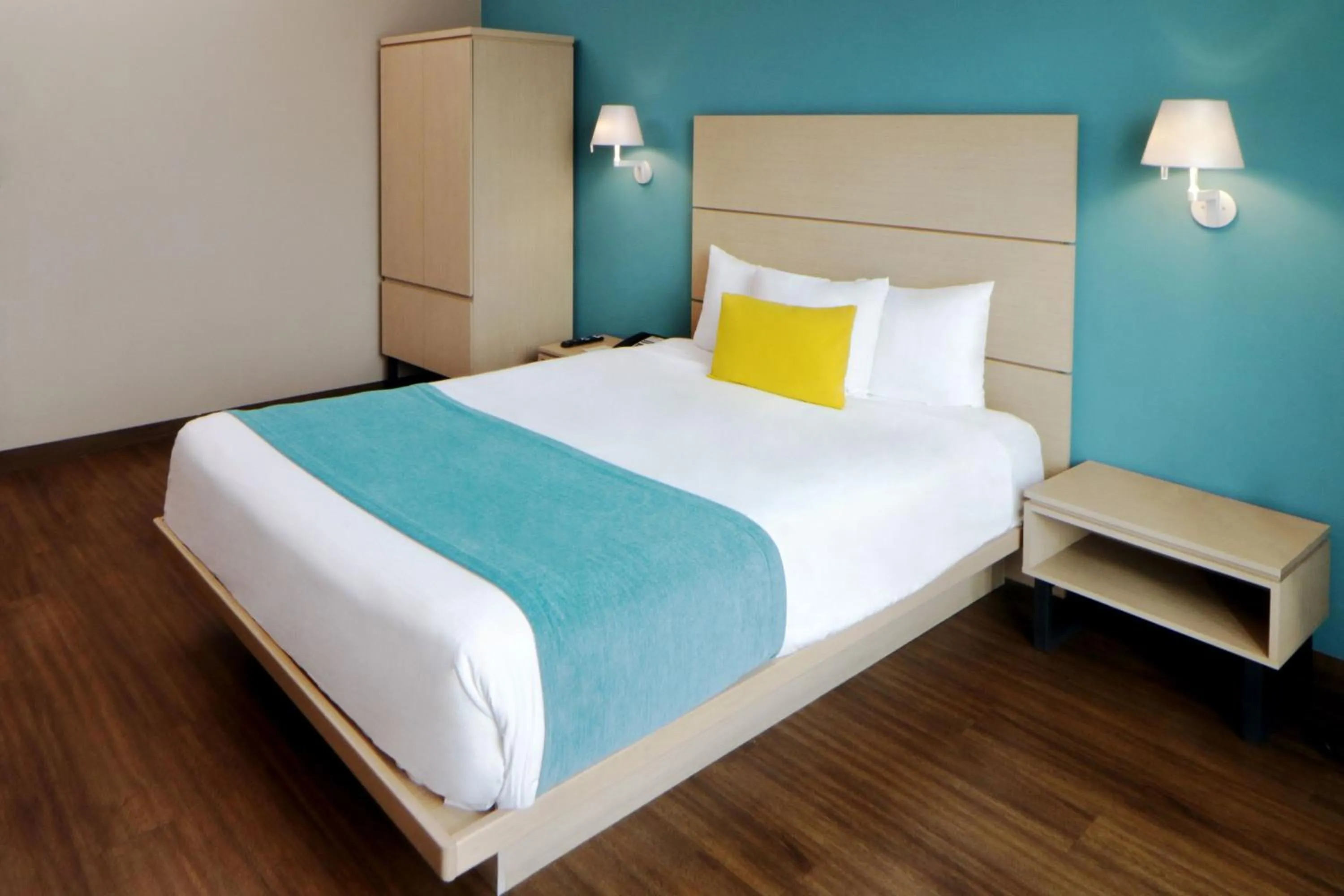 Bedroom, Bed in City Express Suites by Marriott Tijuana Rio