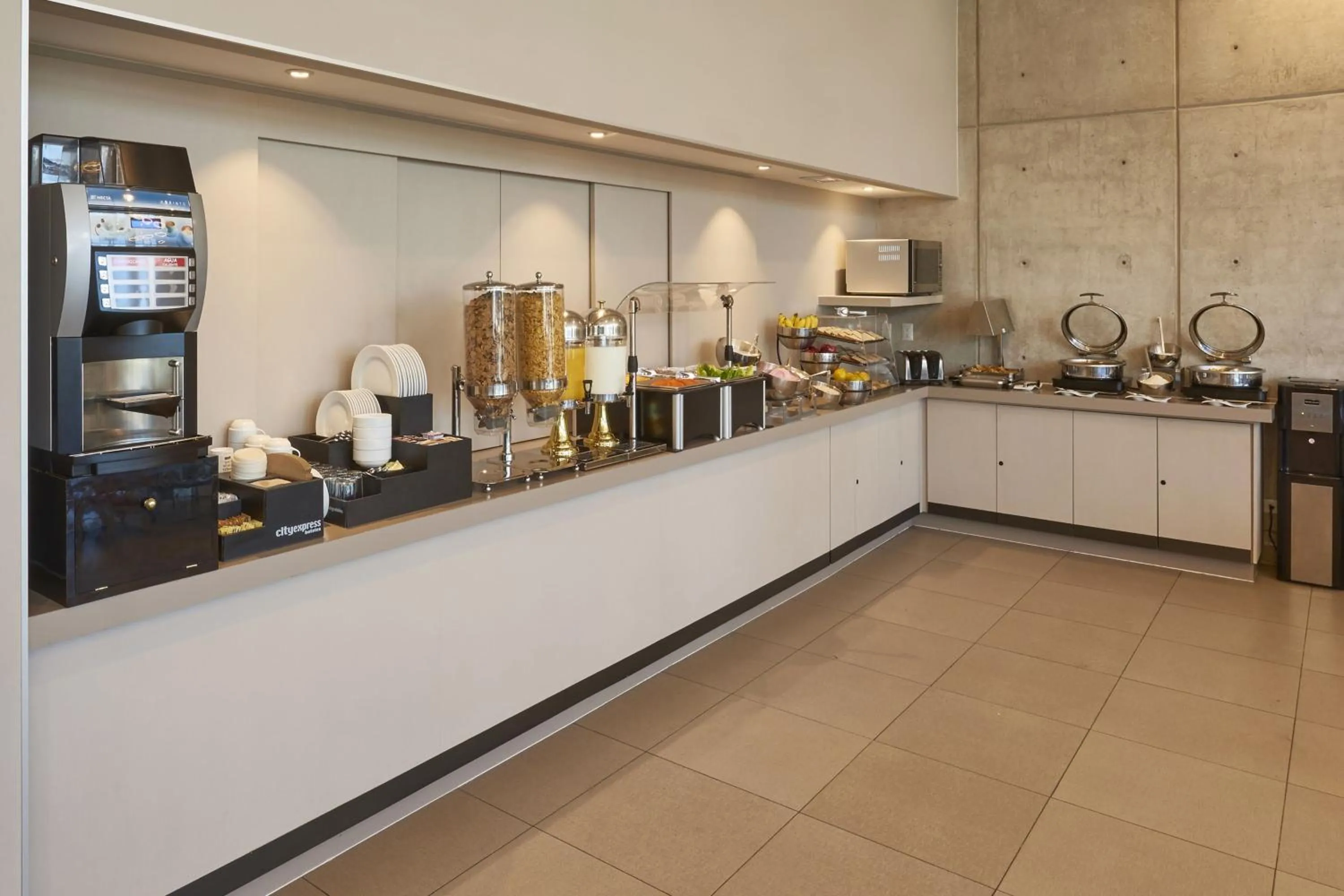 Breakfast in City Express Suites by Marriott Tijuana Rio