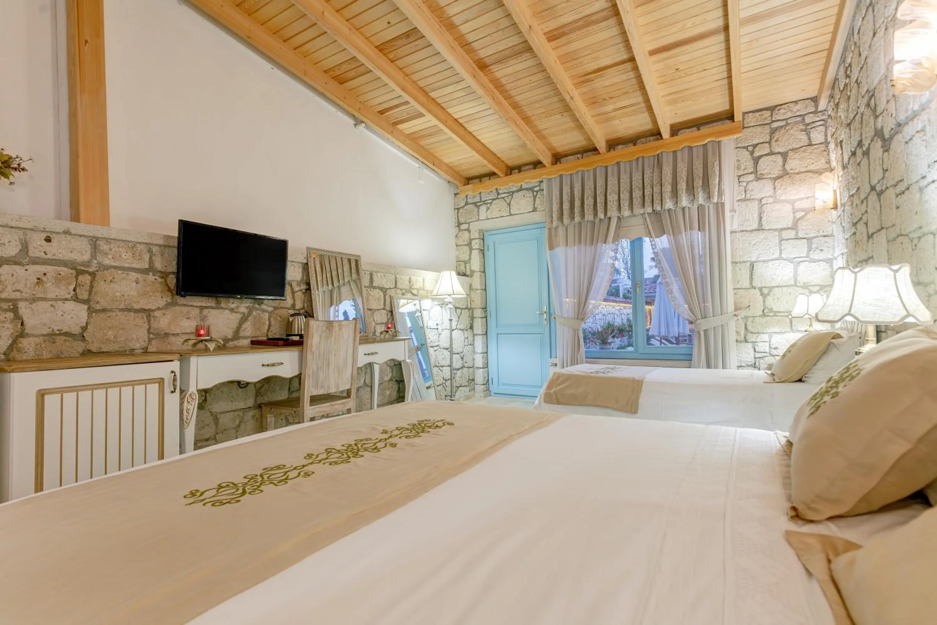 Massage, Bed in Villa Fora Hotel