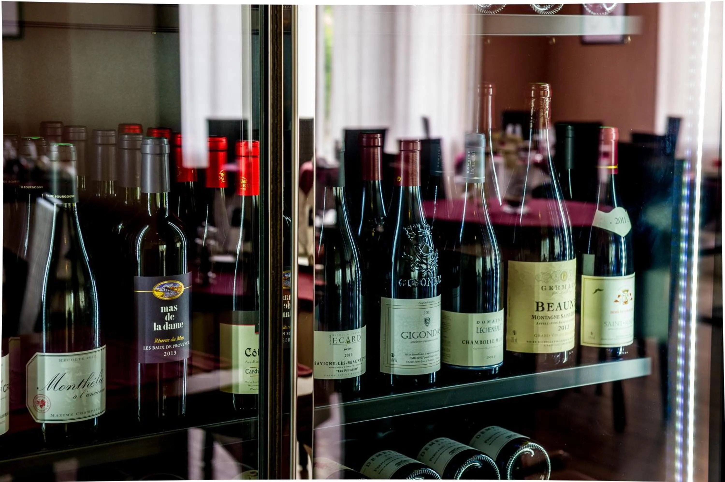 Alcoholic drinks in Tulip Inn Beaune