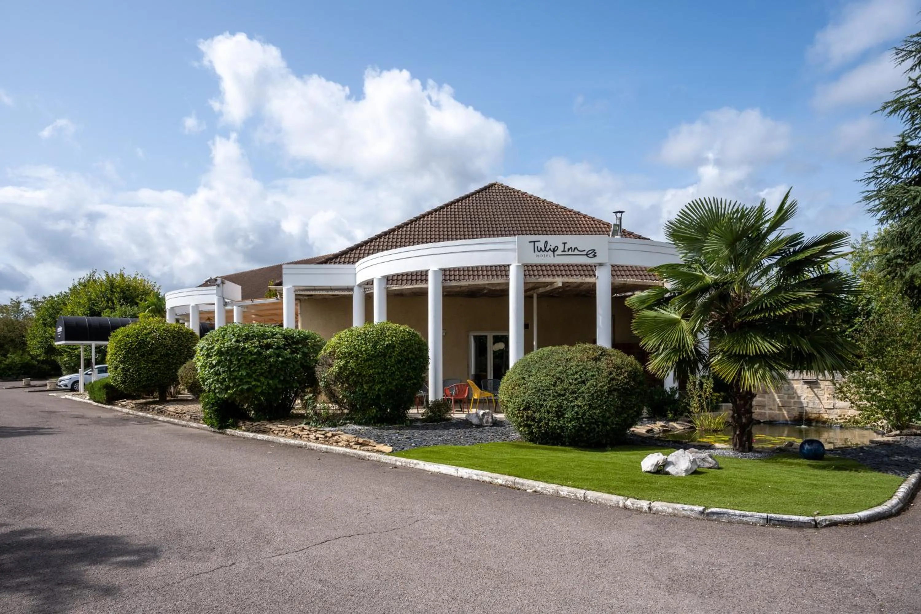 Property building in Tulip Inn Beaune