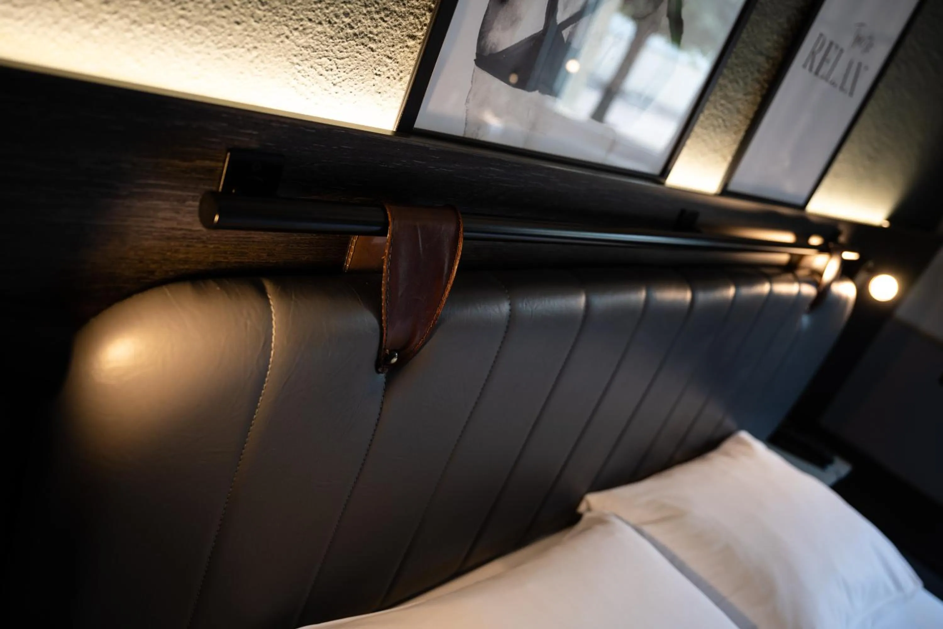 Decorative detail, Bed in Tulip Inn Beaune