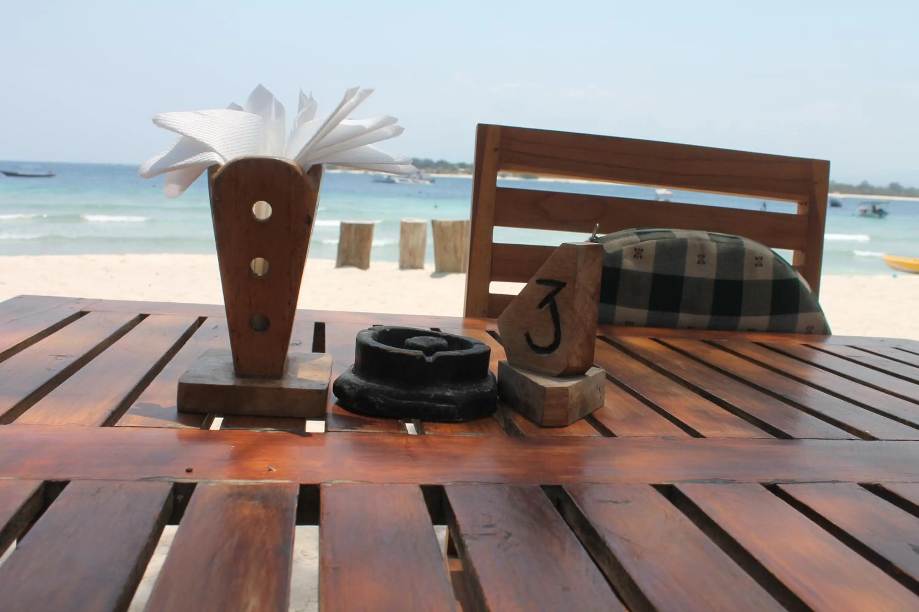 Restaurant/places to eat in Melati Cottage