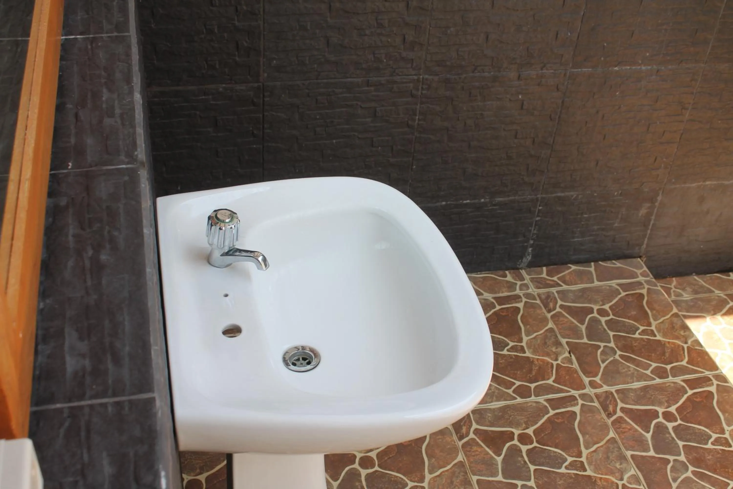 Bathroom in Melati Cottage