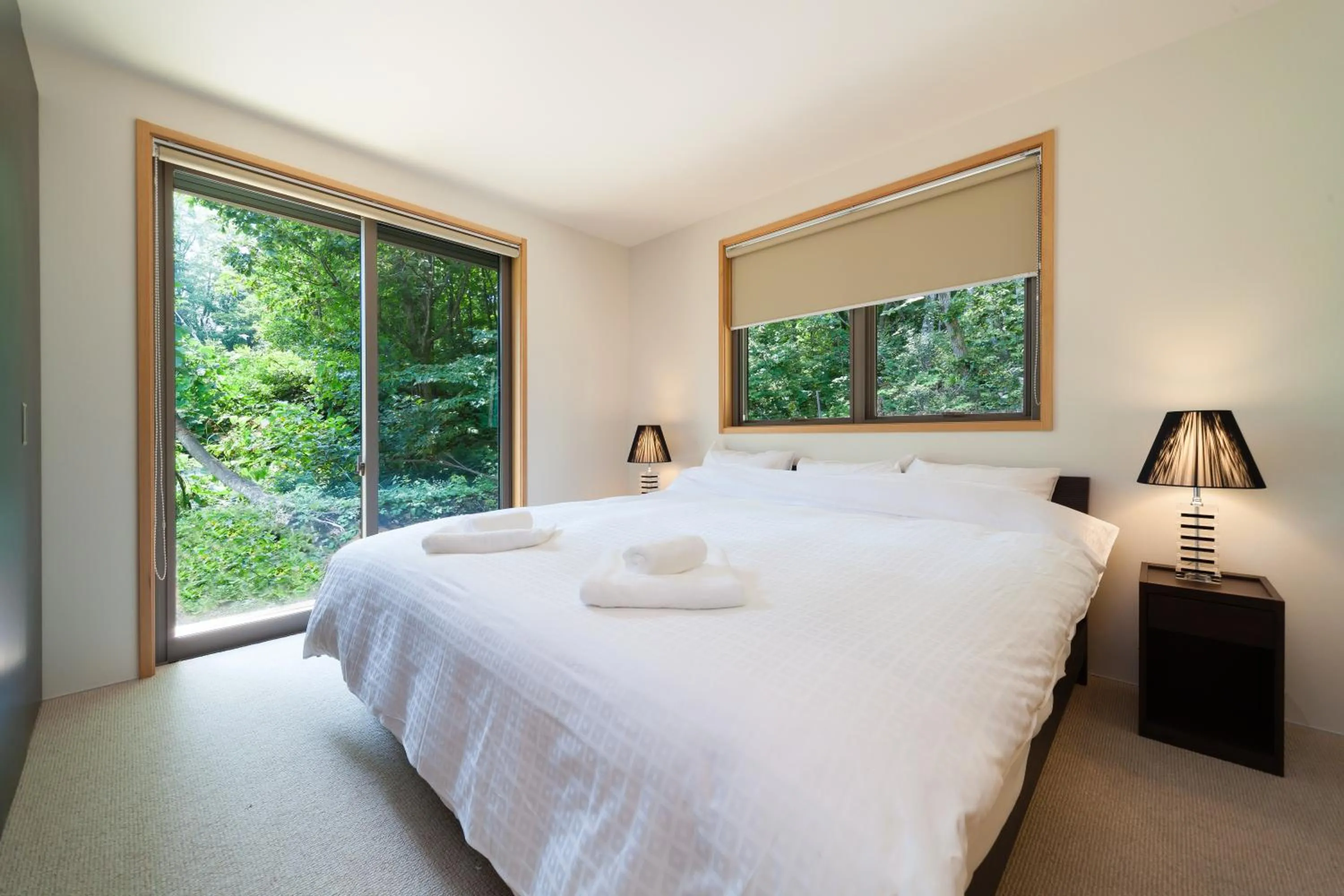 Bed in Solar Chalets by HHG