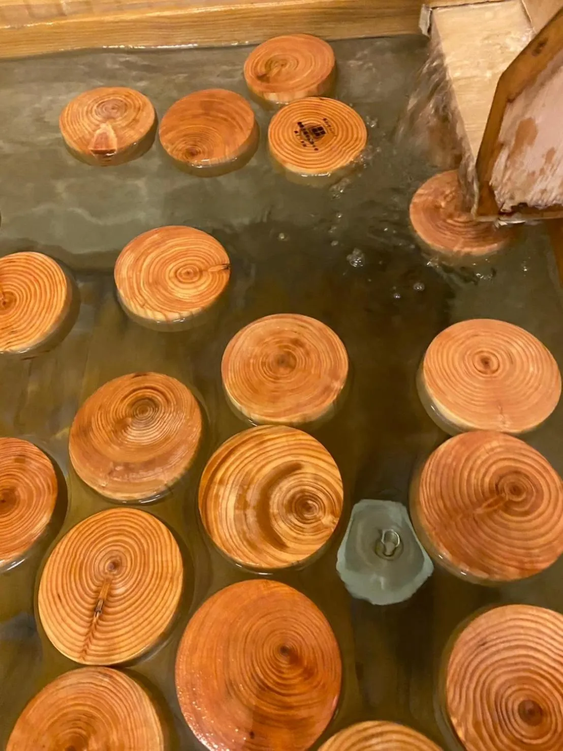 Bathroom in Ena Totaro