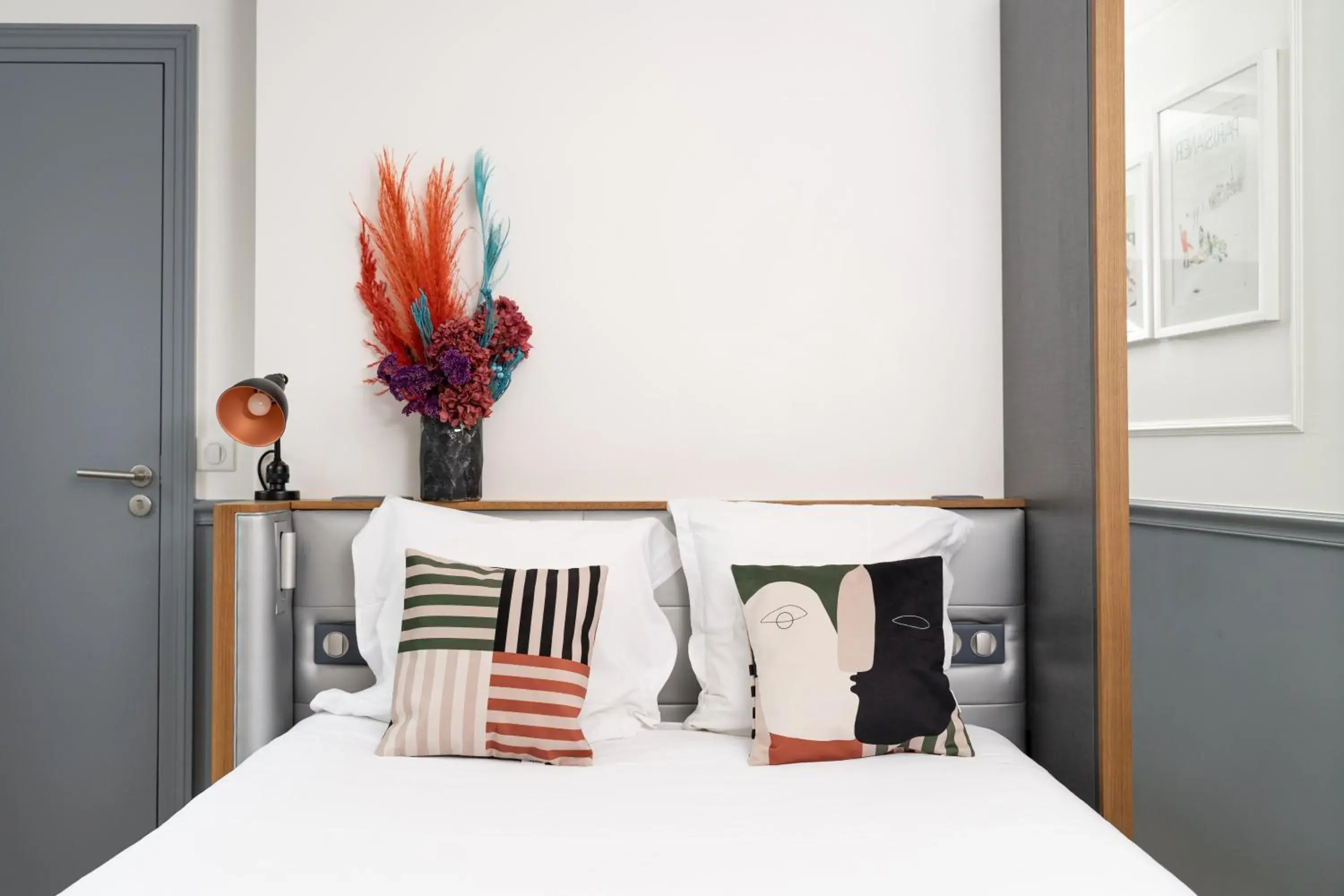 Bed in Hotel Petit Lafayette Bed in Hotel Petit Lafayette