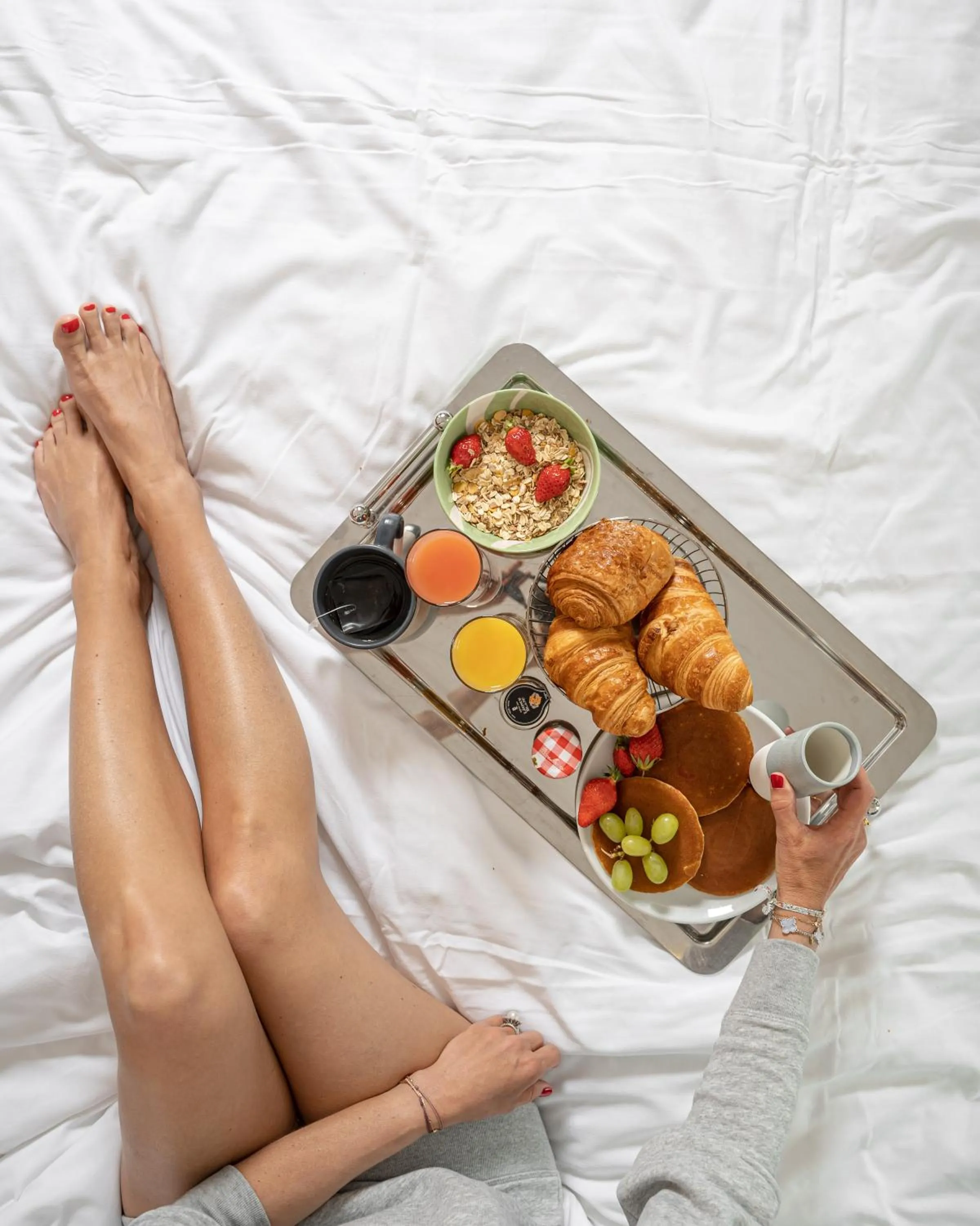 Bed in Hotel Petit Lafayette