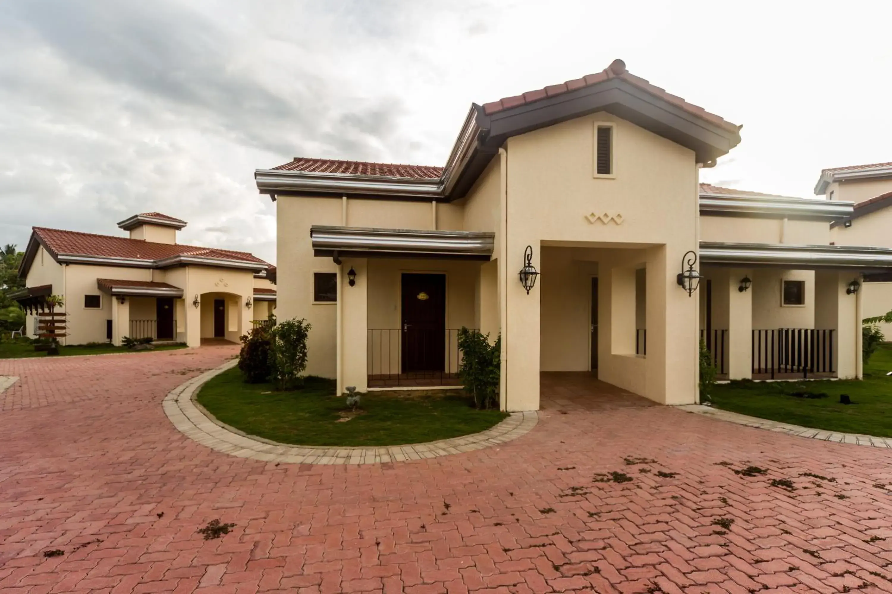 Property building in Espacio Verde Resort Property building in Espacio Verde Resort