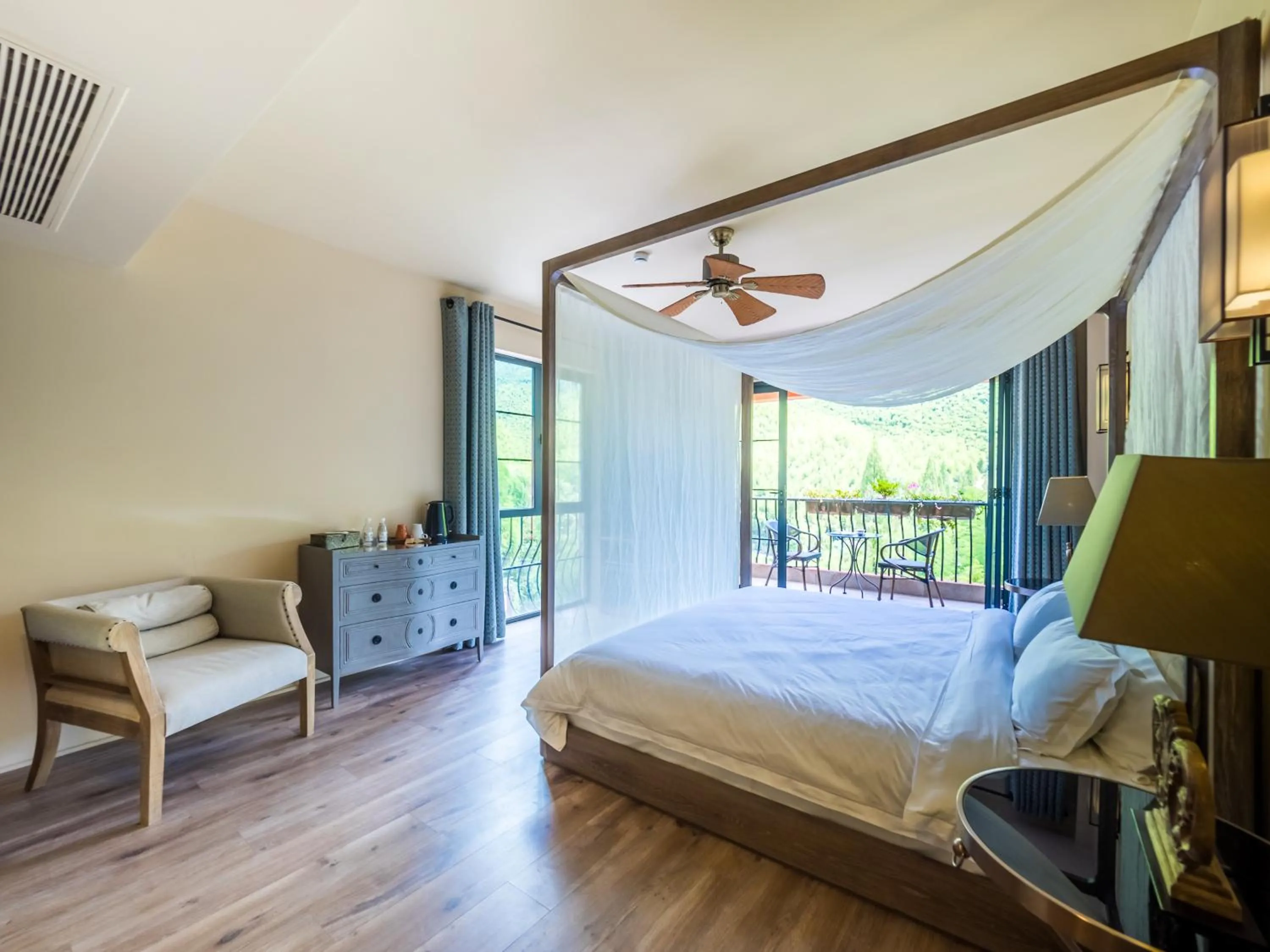 Bedroom, Bed in Moganshan Arcadia Resorts