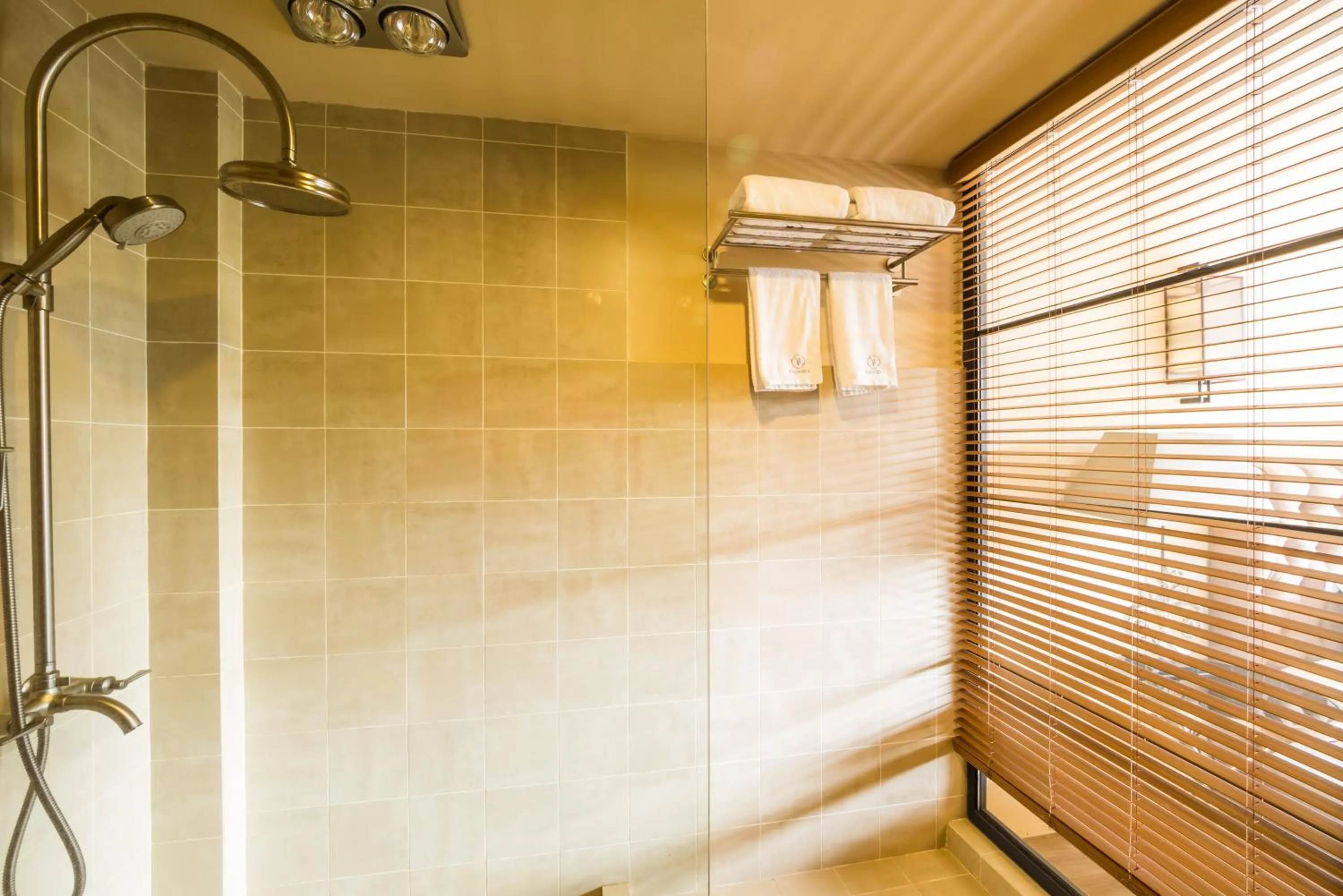 Shower in Moganshan Arcadia Resorts