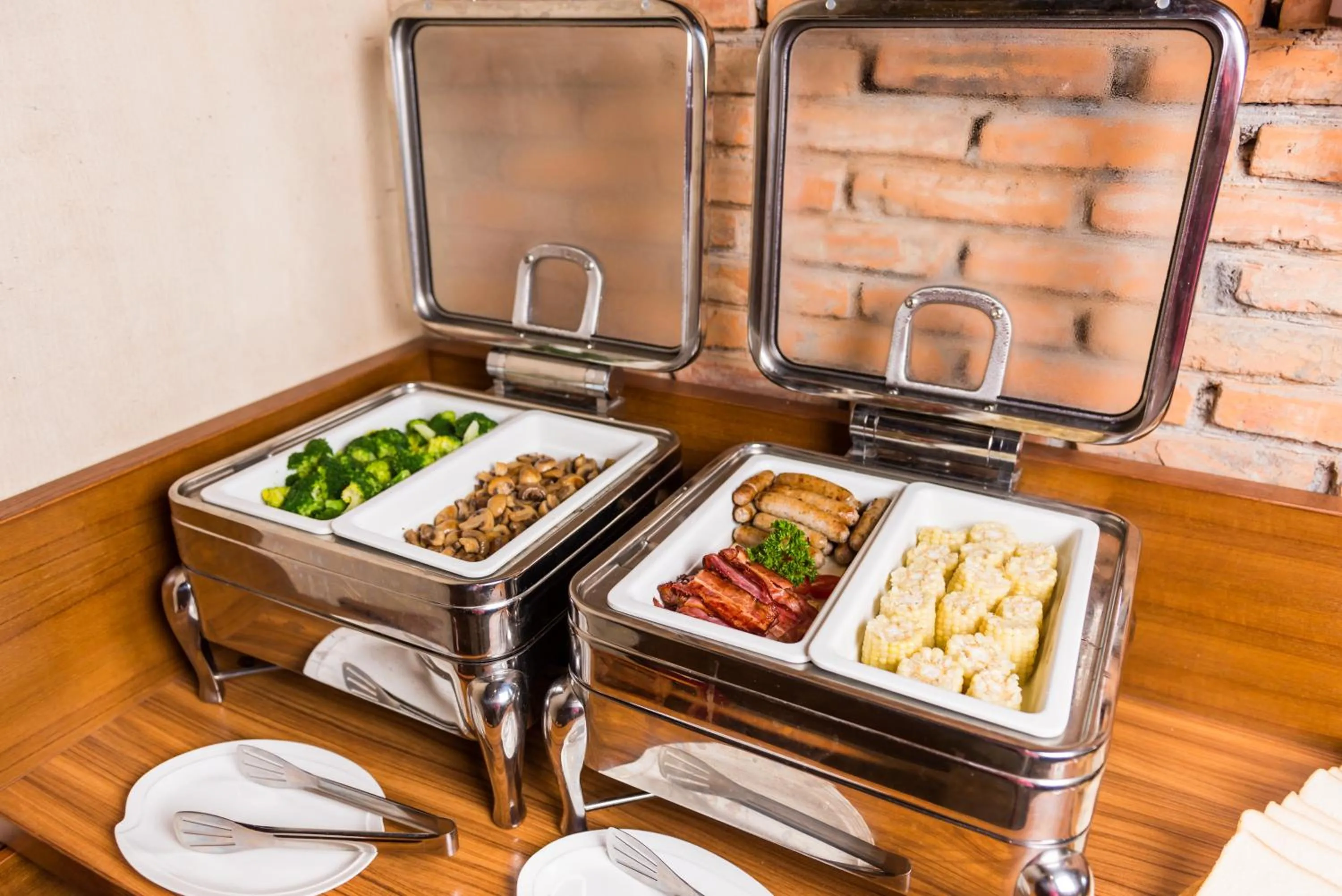 Restaurant/places to eat in Moganshan Arcadia Resorts