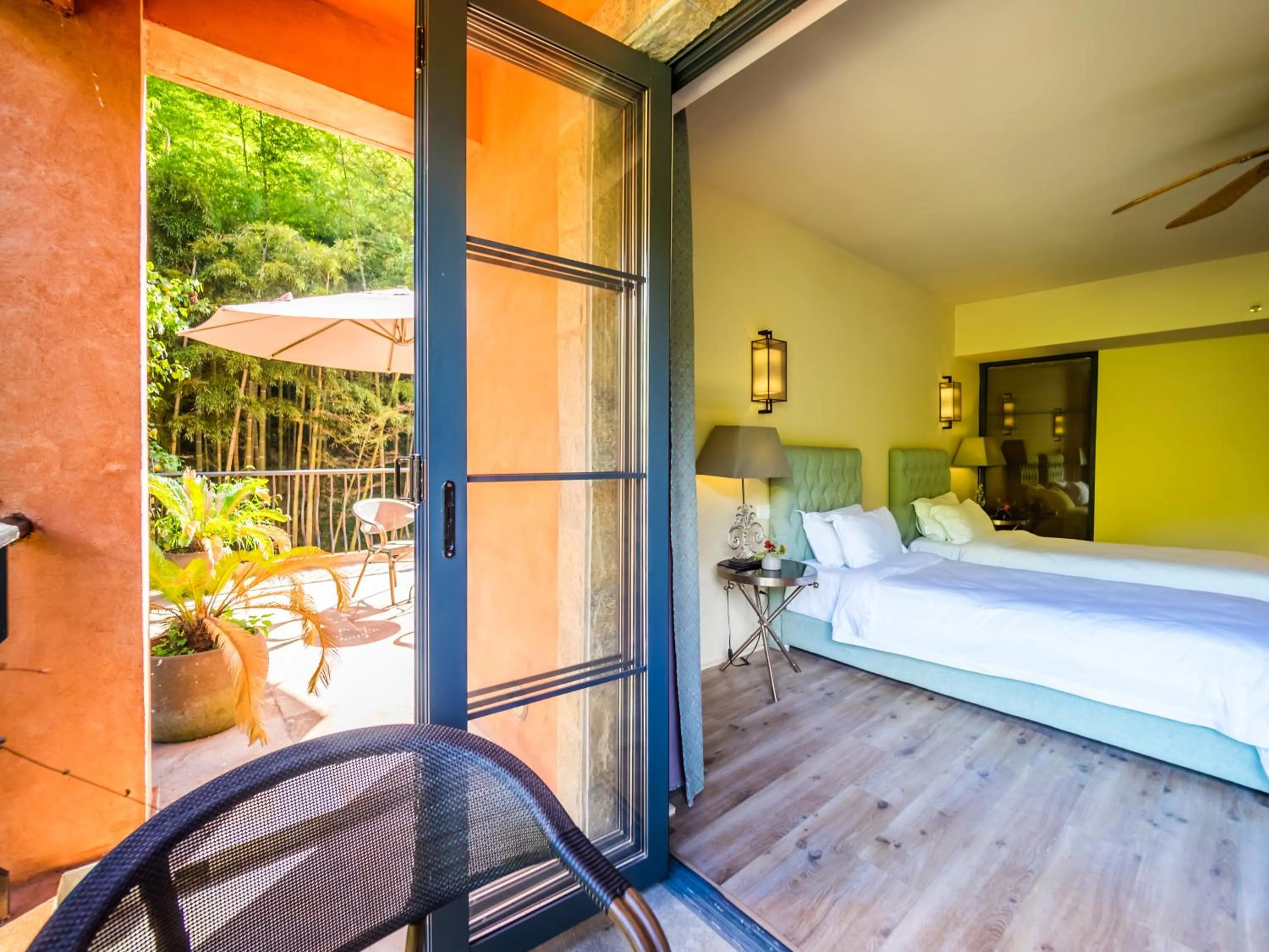 Bed in Moganshan Arcadia Resorts