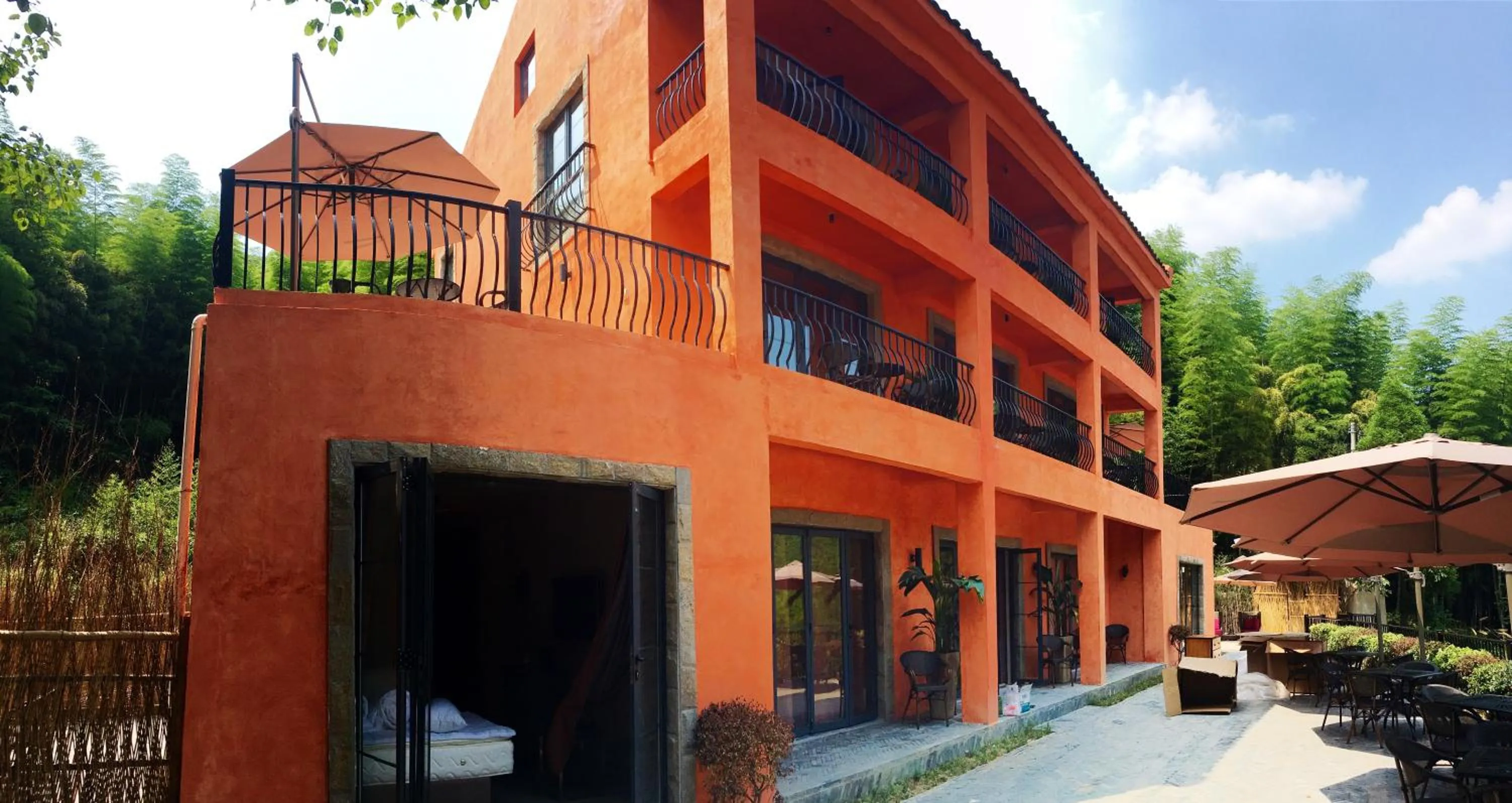 Property building in Moganshan Arcadia Resorts