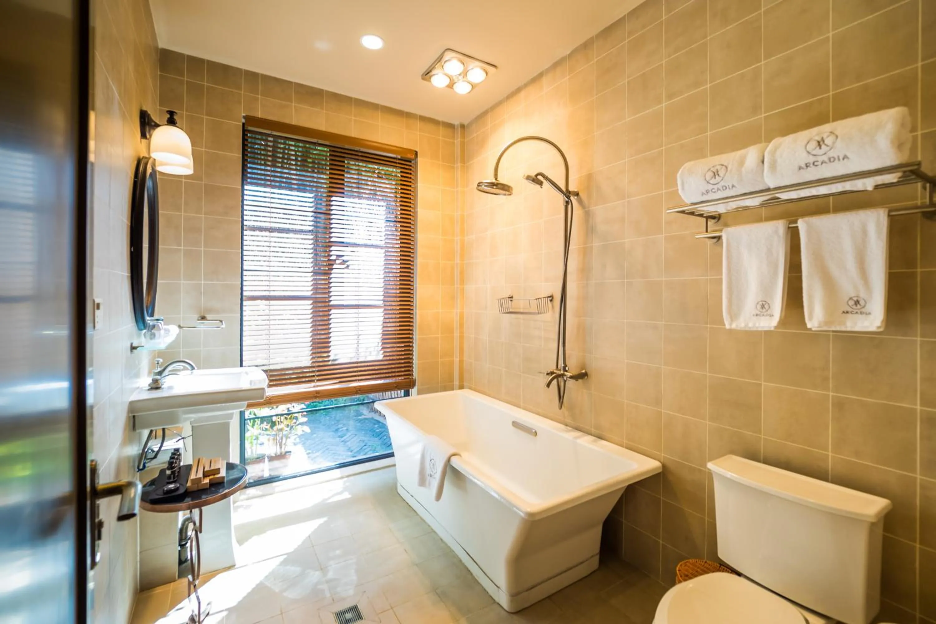 Toilet in Moganshan Arcadia Resorts