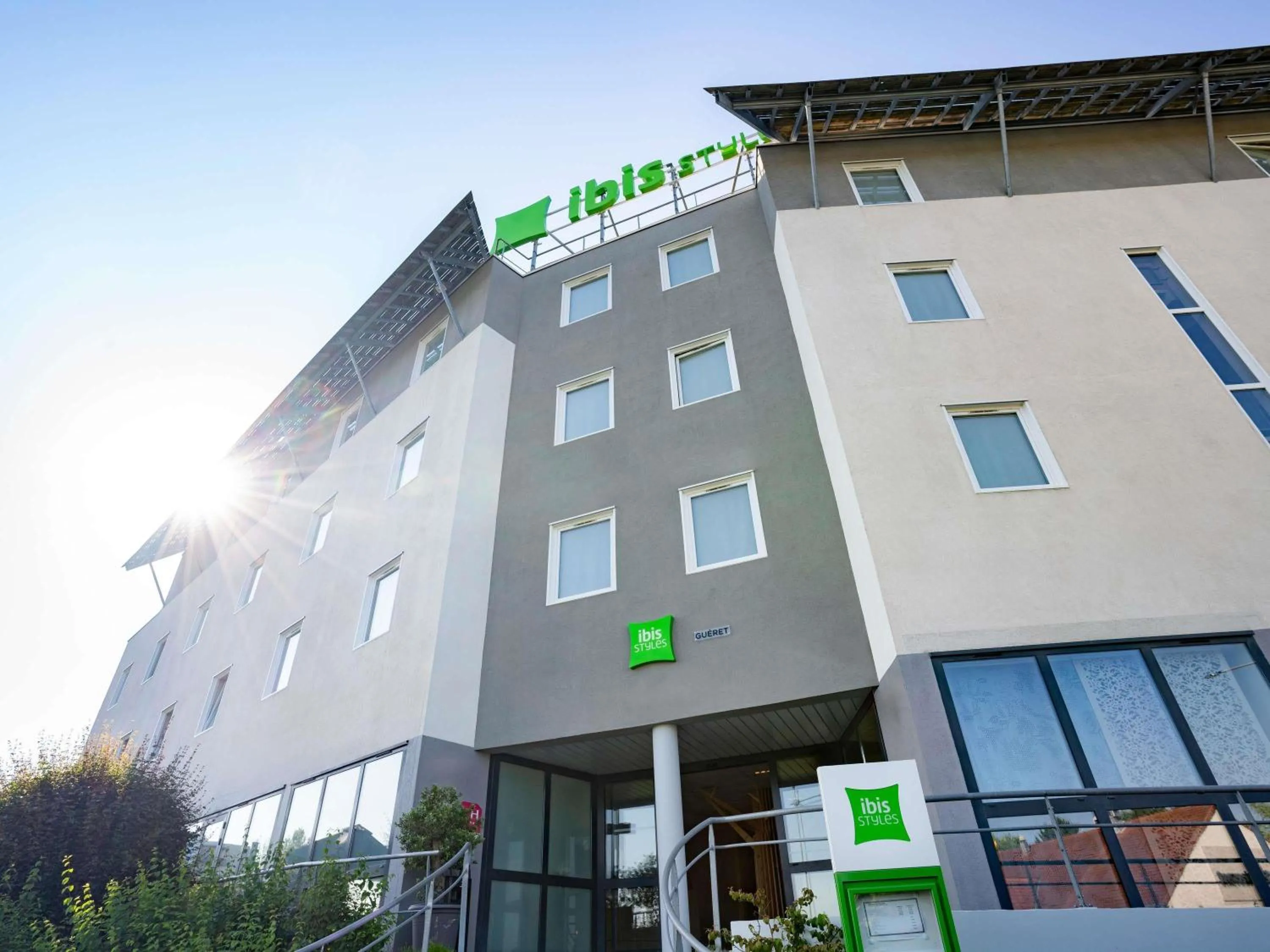 Property building in ibis Styles Guéret