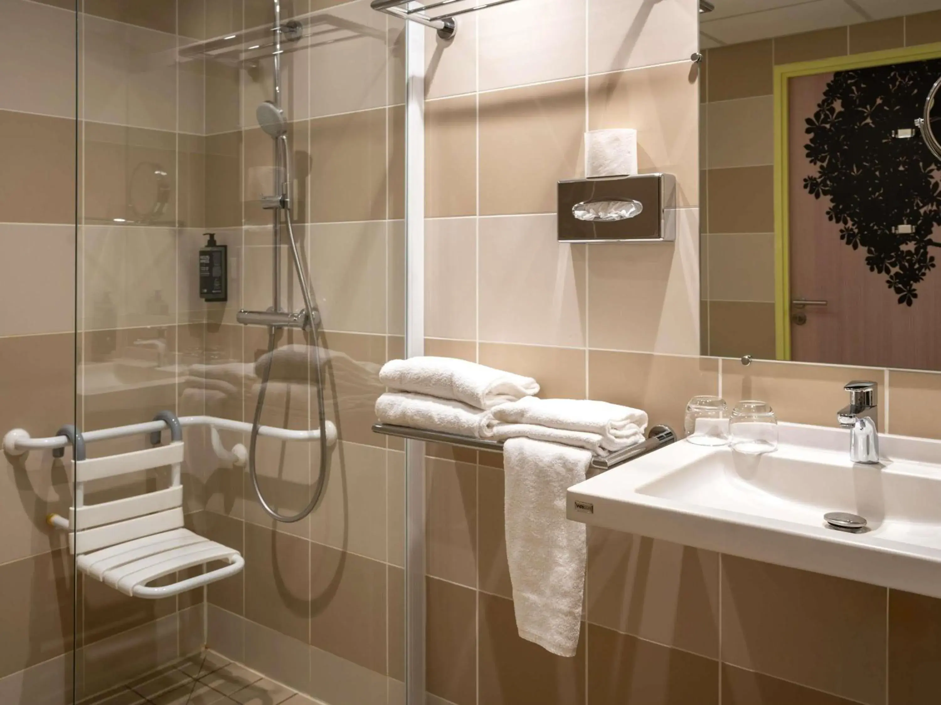 Bedroom in ibis Styles Guéret Bedroom in ibis Styles Guéret