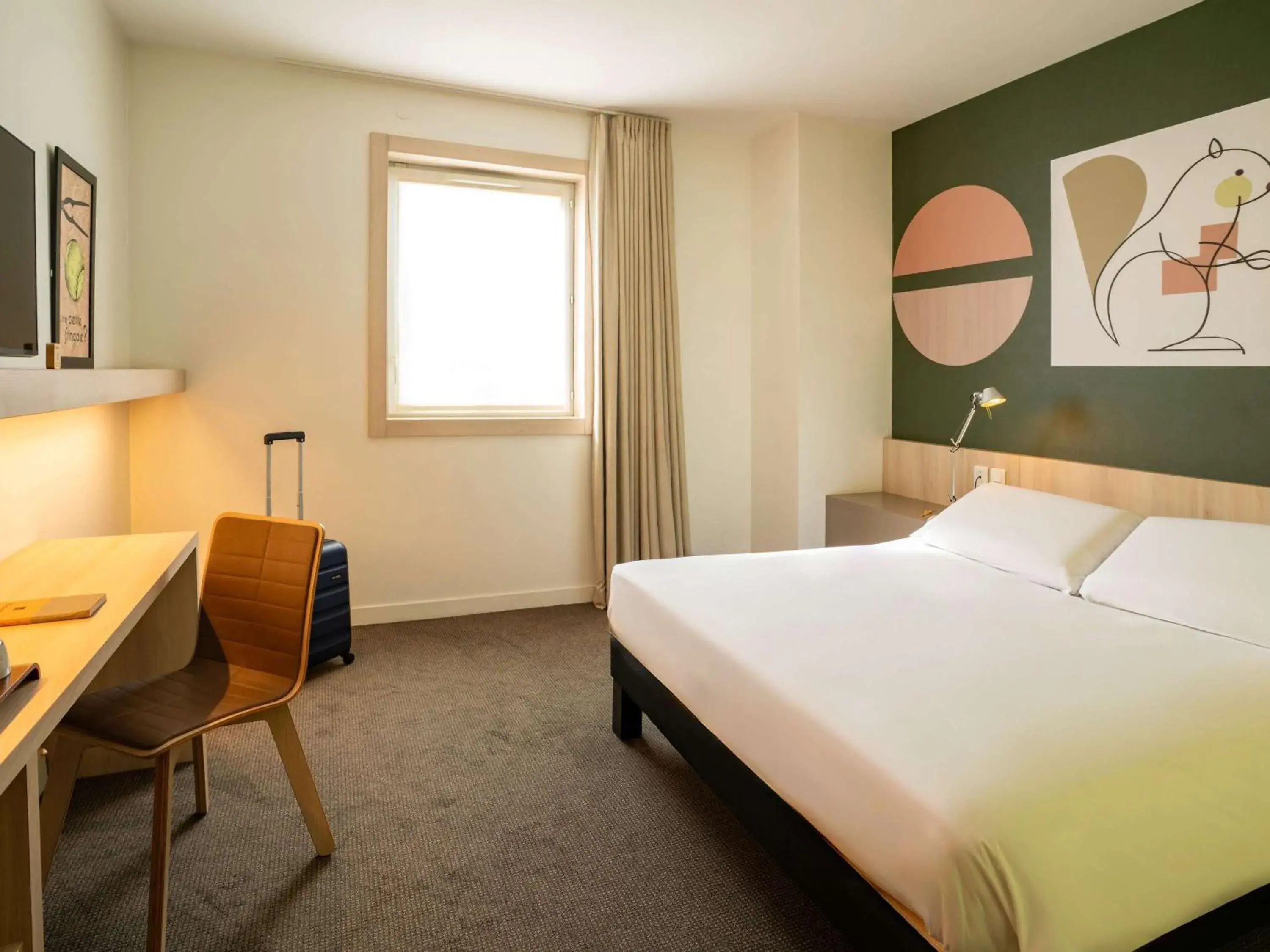 Bedroom, Bed in ibis Styles Guéret Bedroom, Bed in ibis Styles Guéret