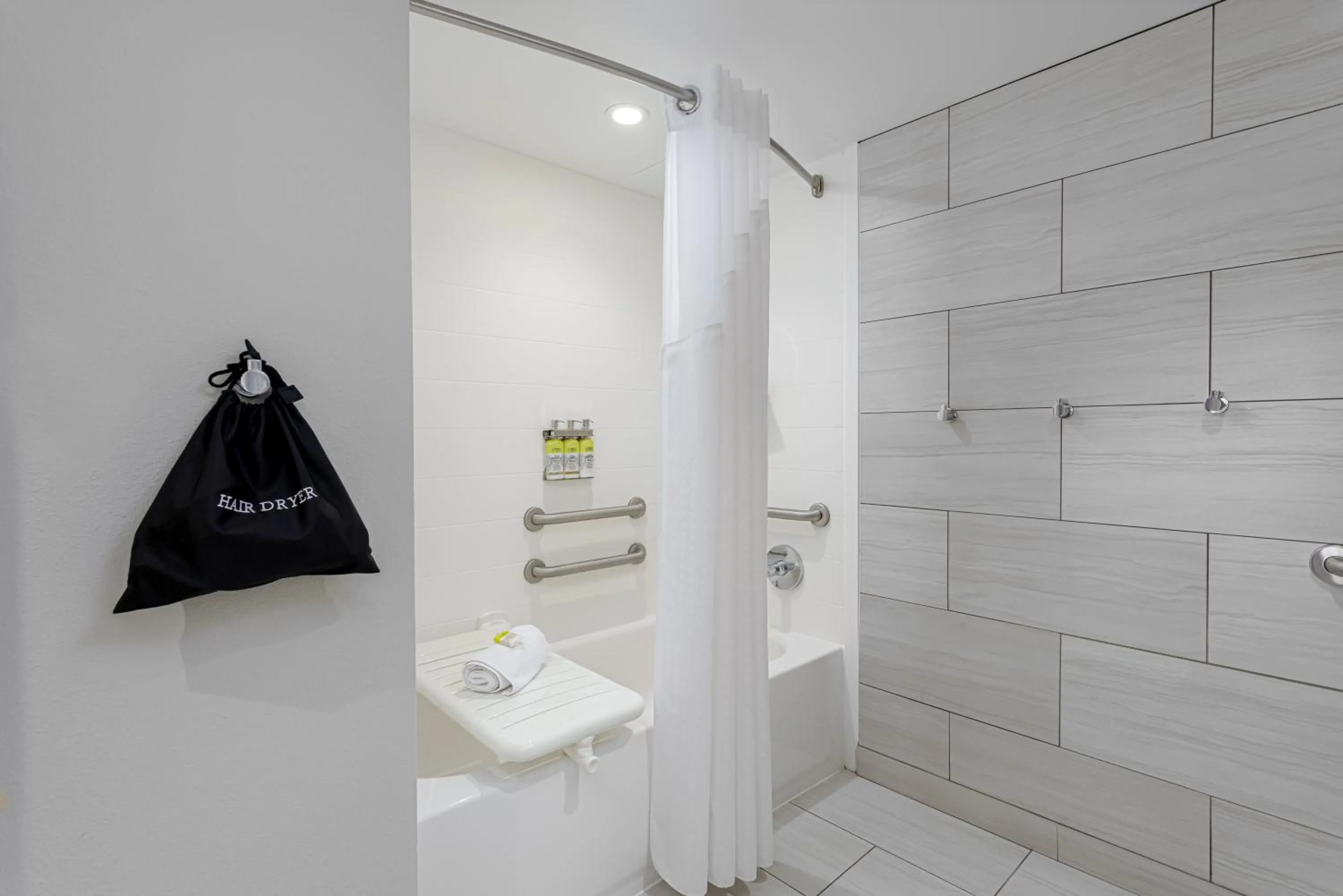 Holiday Inn Express Pensacola Beach by IHG