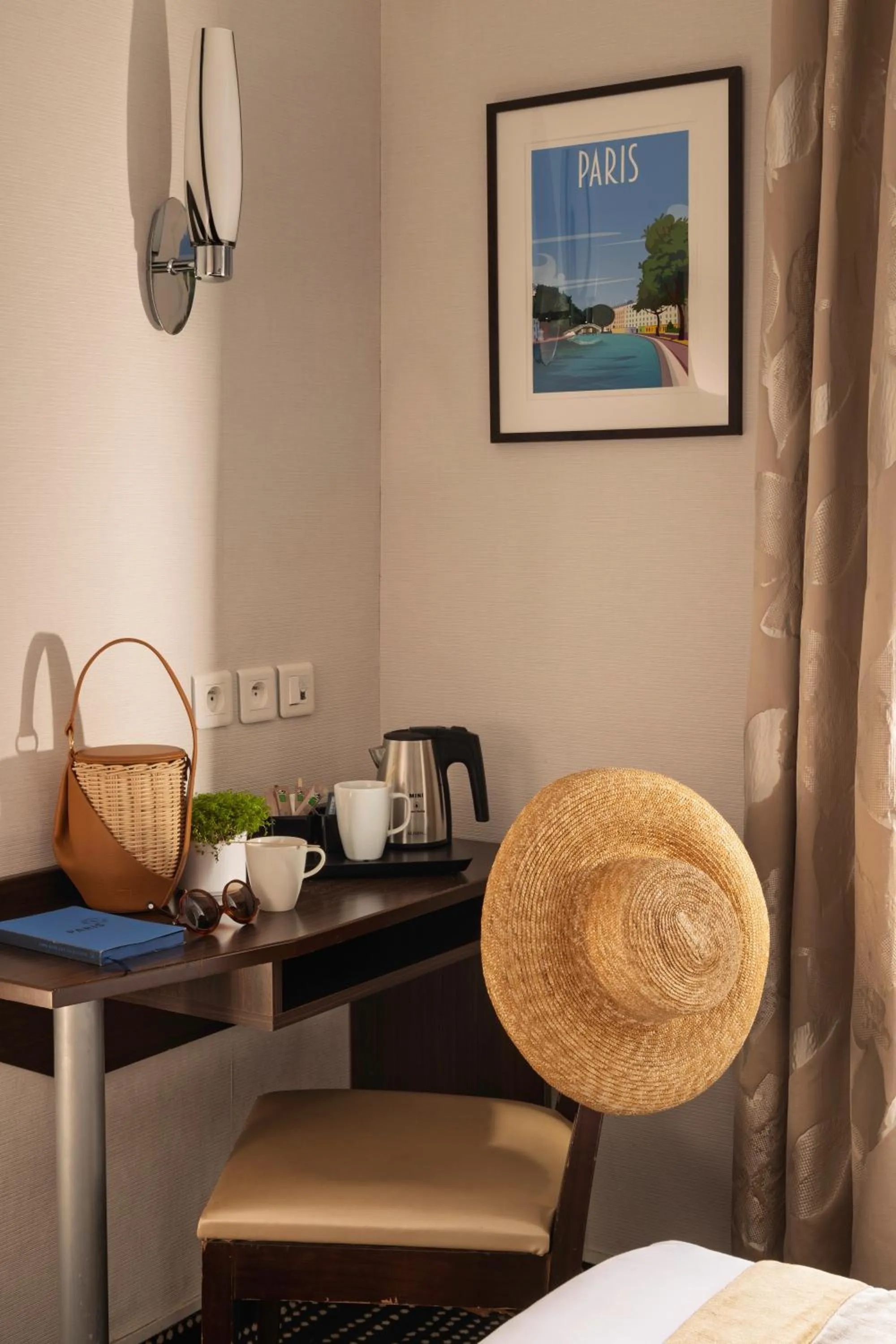 Seating area in Jack's Hotel