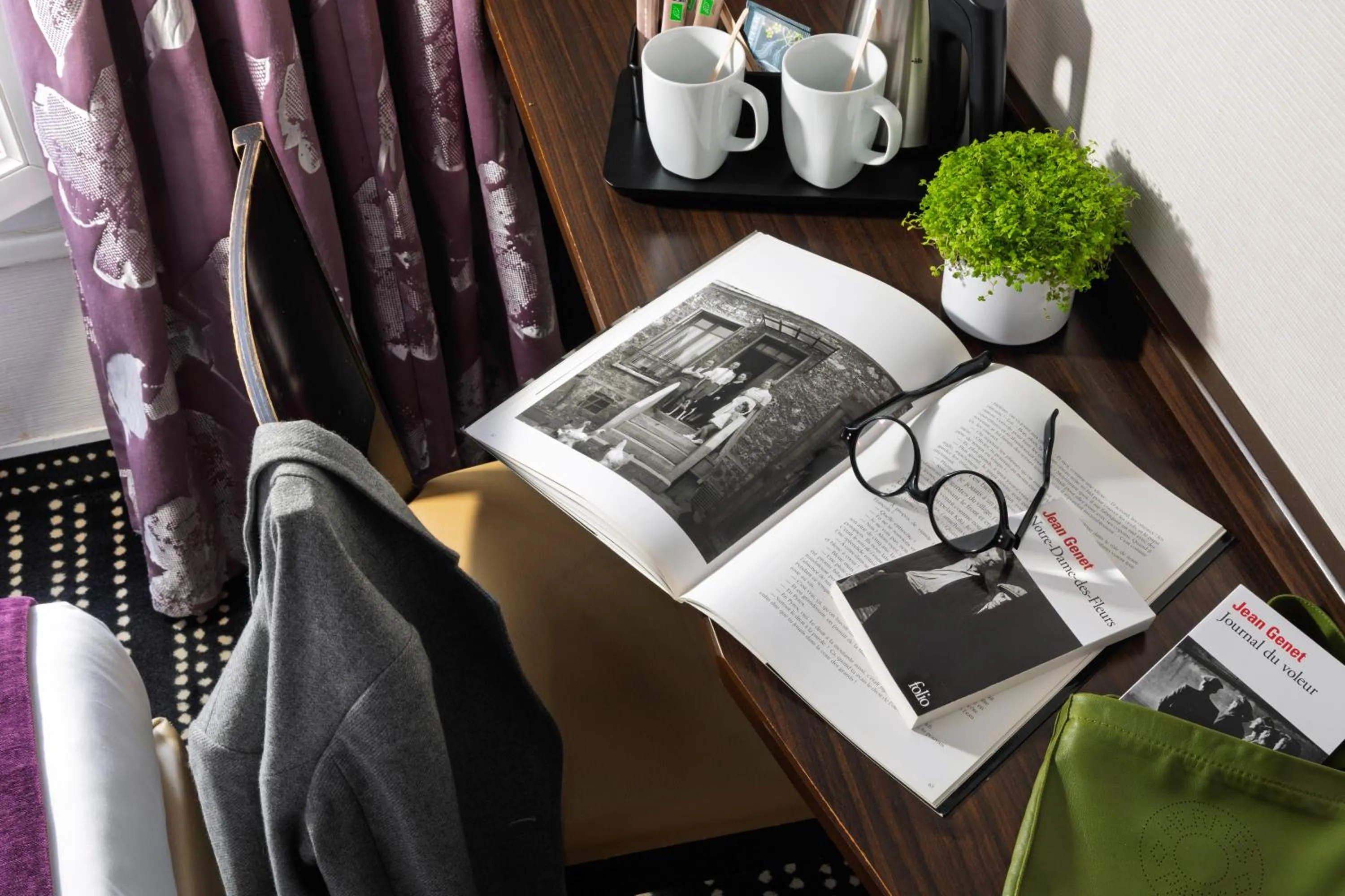 Coffee/tea facilities in Jack's Hotel