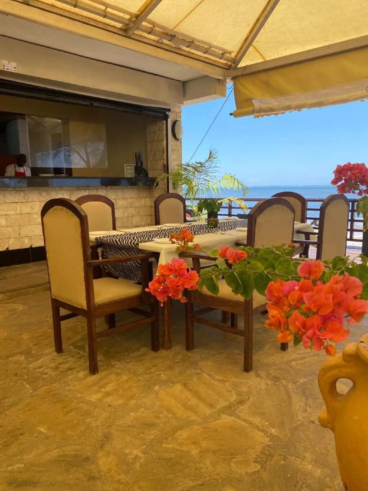 Restaurant/places to eat in Indiana Beach Apartments