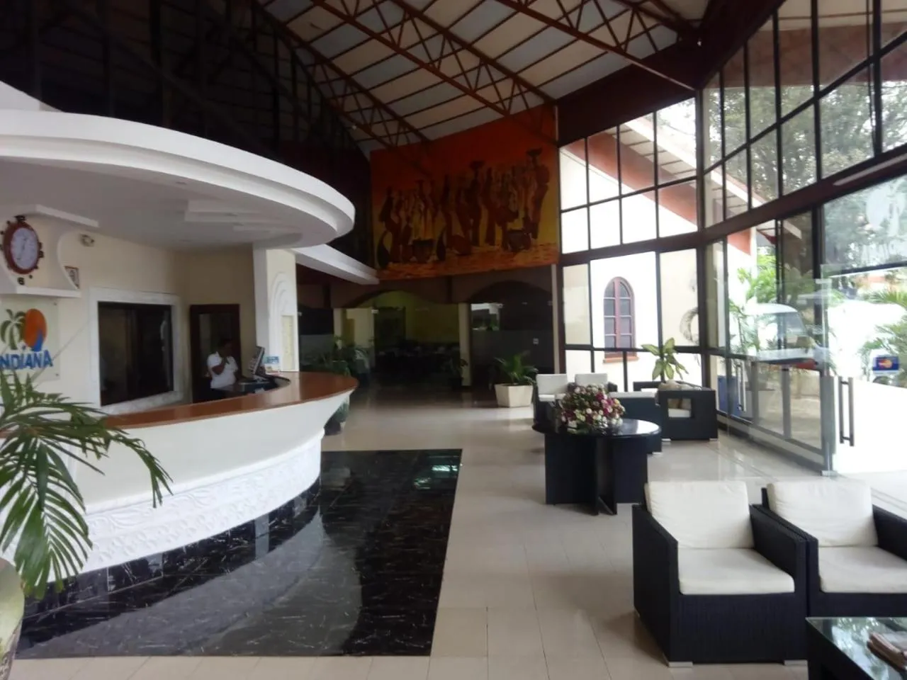 Property building in Indiana Beach Apartments