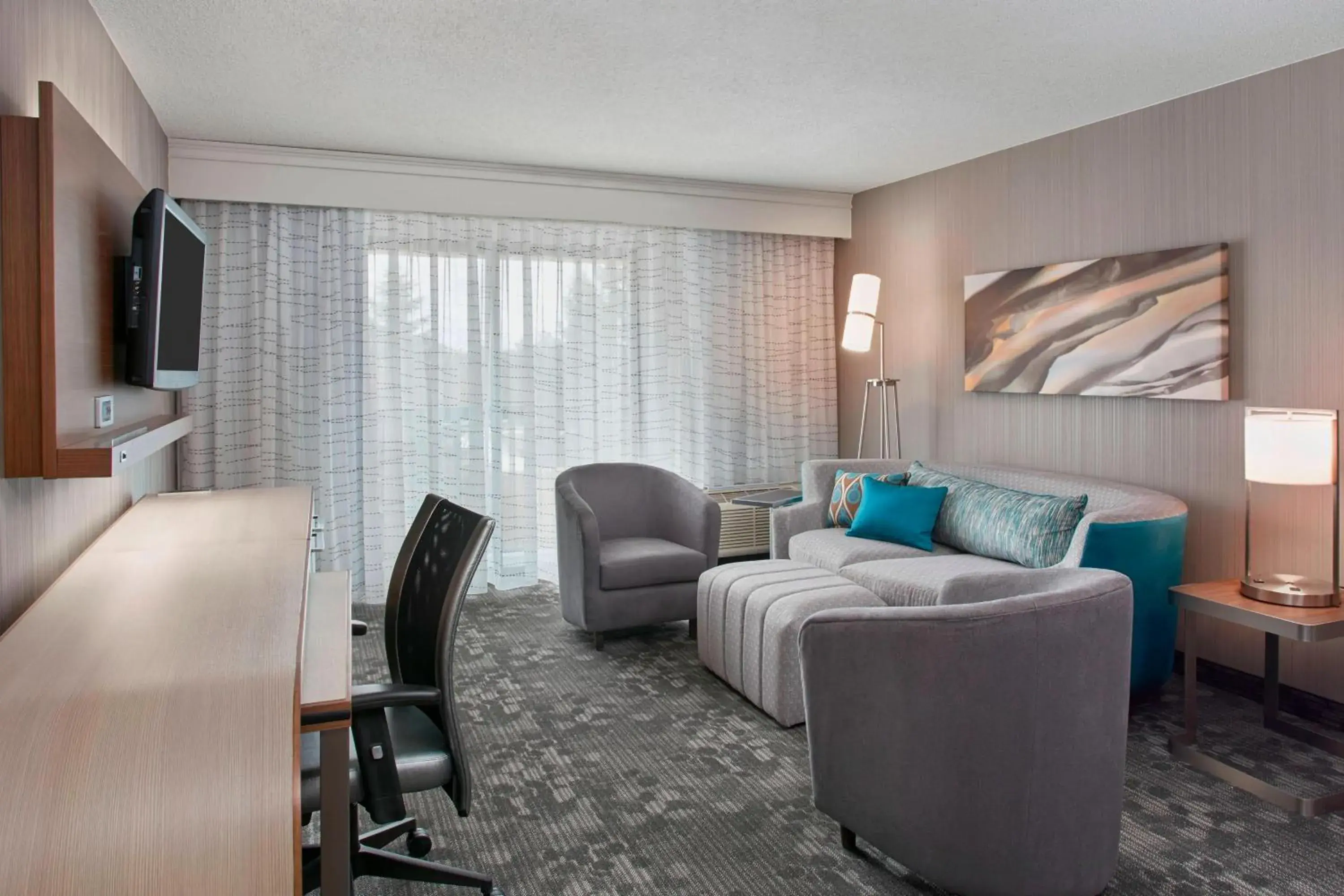 Large One-Bedroom King Suite with Sofa Bed in Courtyard by Marriott Detroit Pontiac/Auburn Hills Large One-Bedroom King Suite with Sofa Bed in Courtyard by Marriott Detroit Pontiac/Auburn Hills