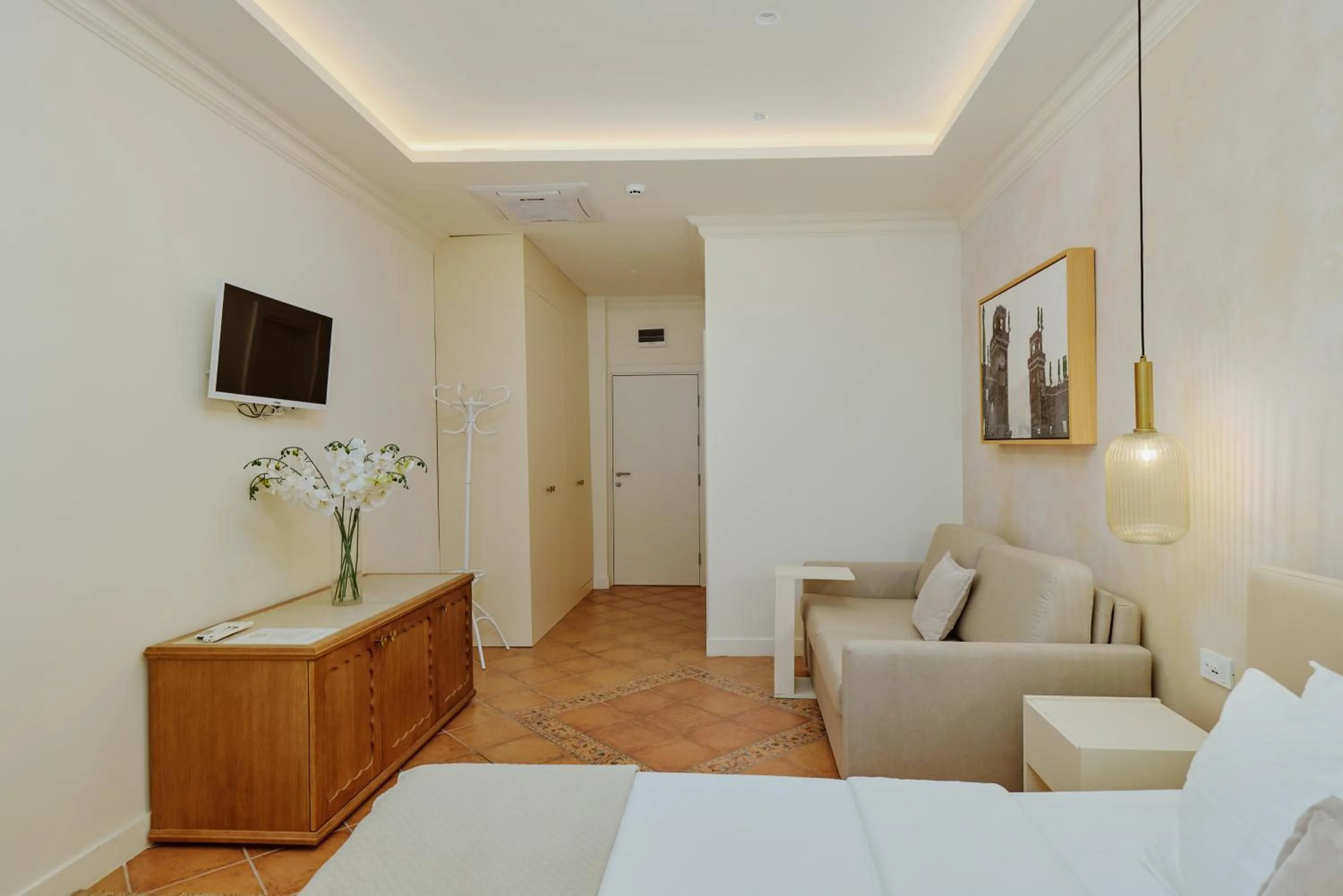 TV and multimedia in Vila Perast Boutique Hotel