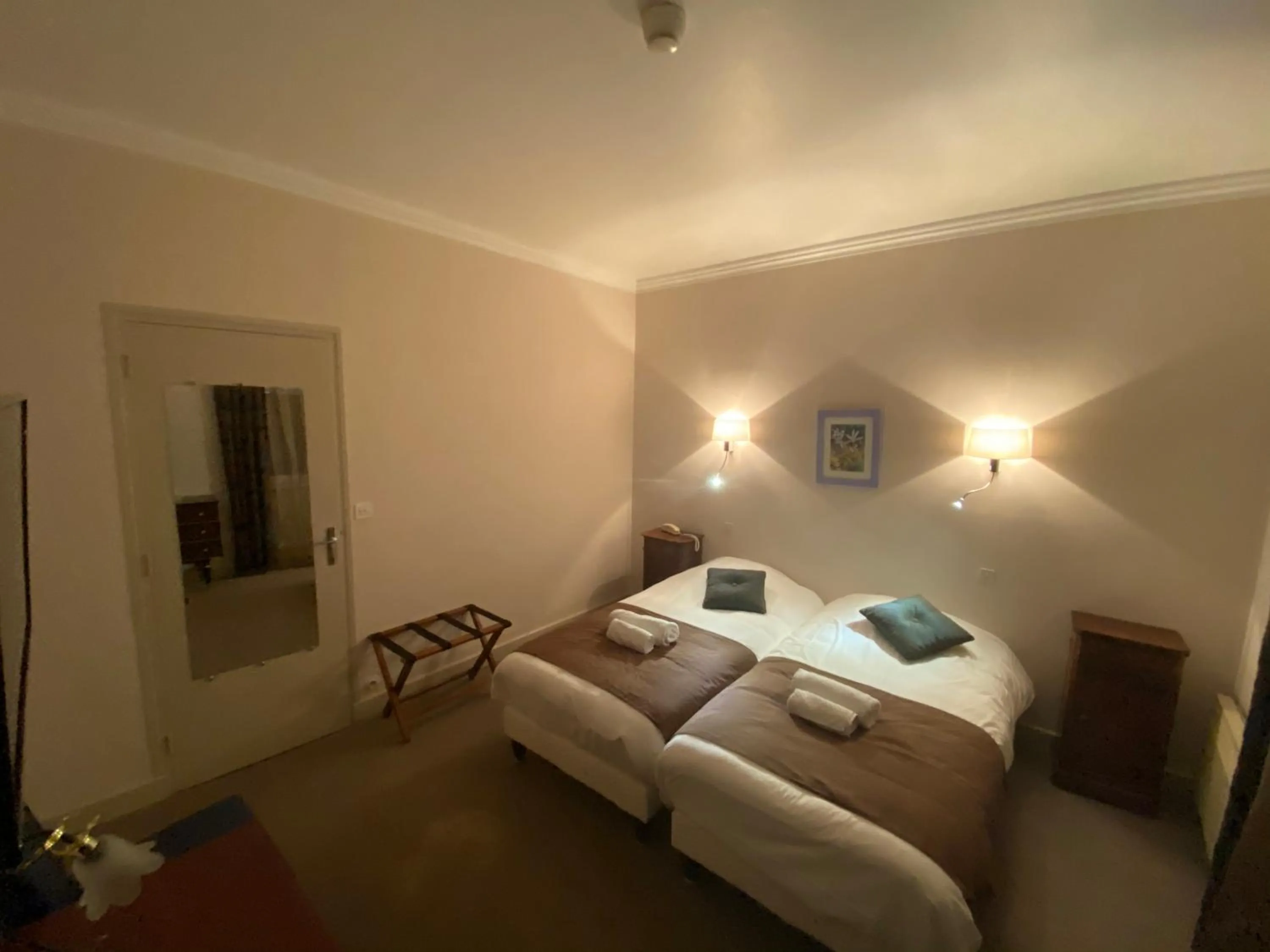 Bed in Logis Hôtel restaurant Bel Horizon