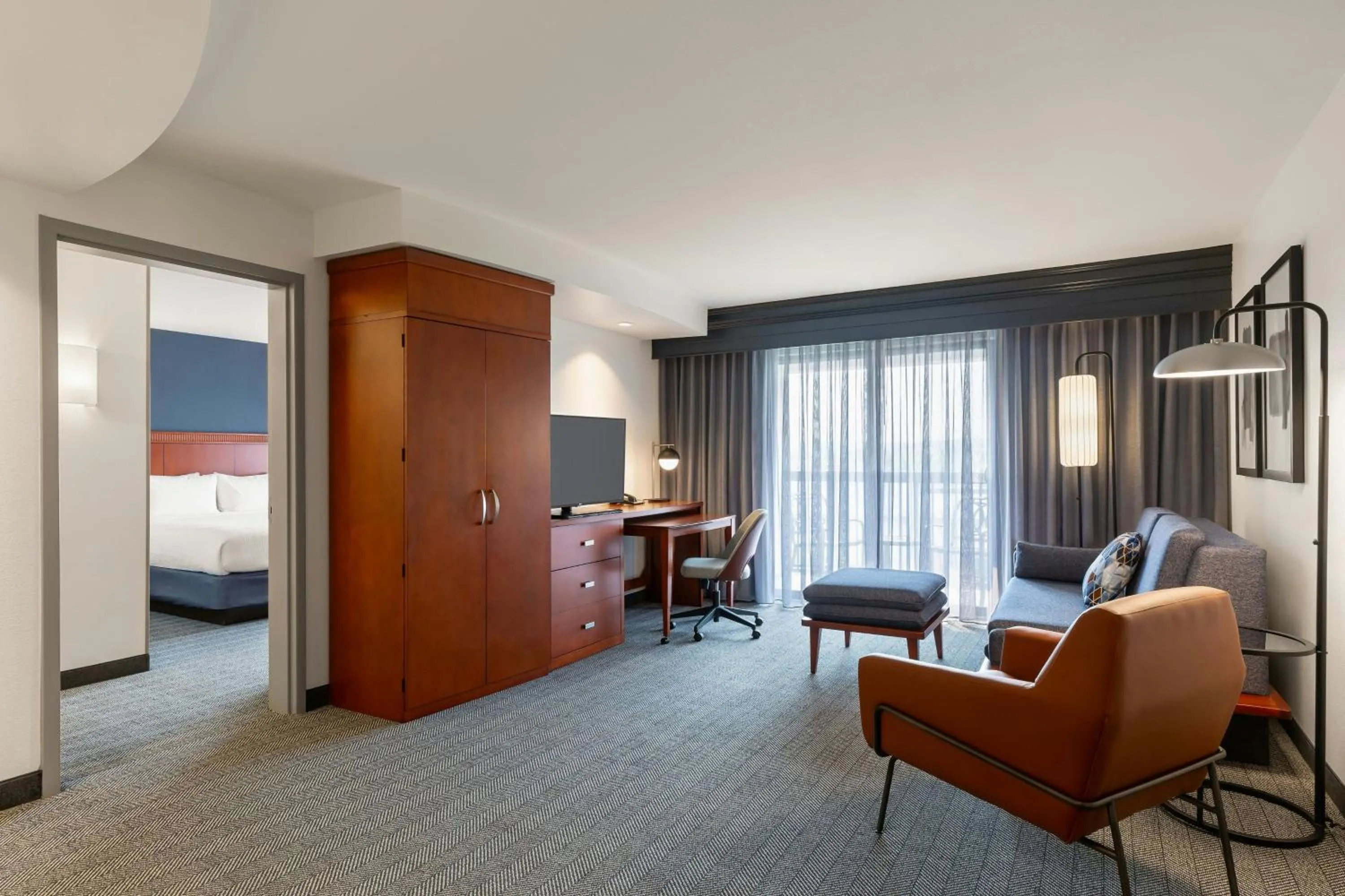 Bedroom, Bed in Courtyard by Marriott Madison West / Middleton