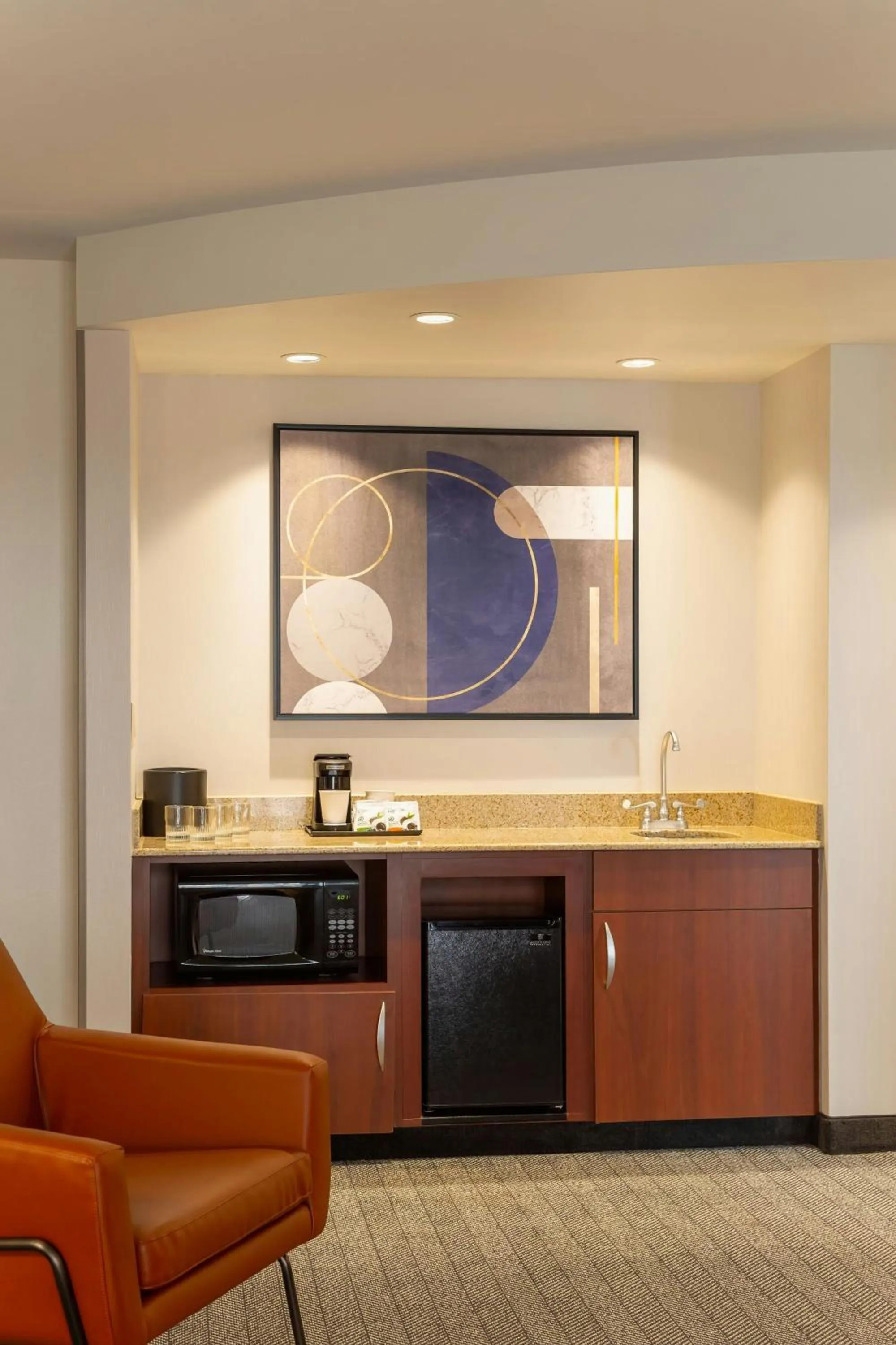 Lounge or bar in Courtyard by Marriott Madison West / Middleton