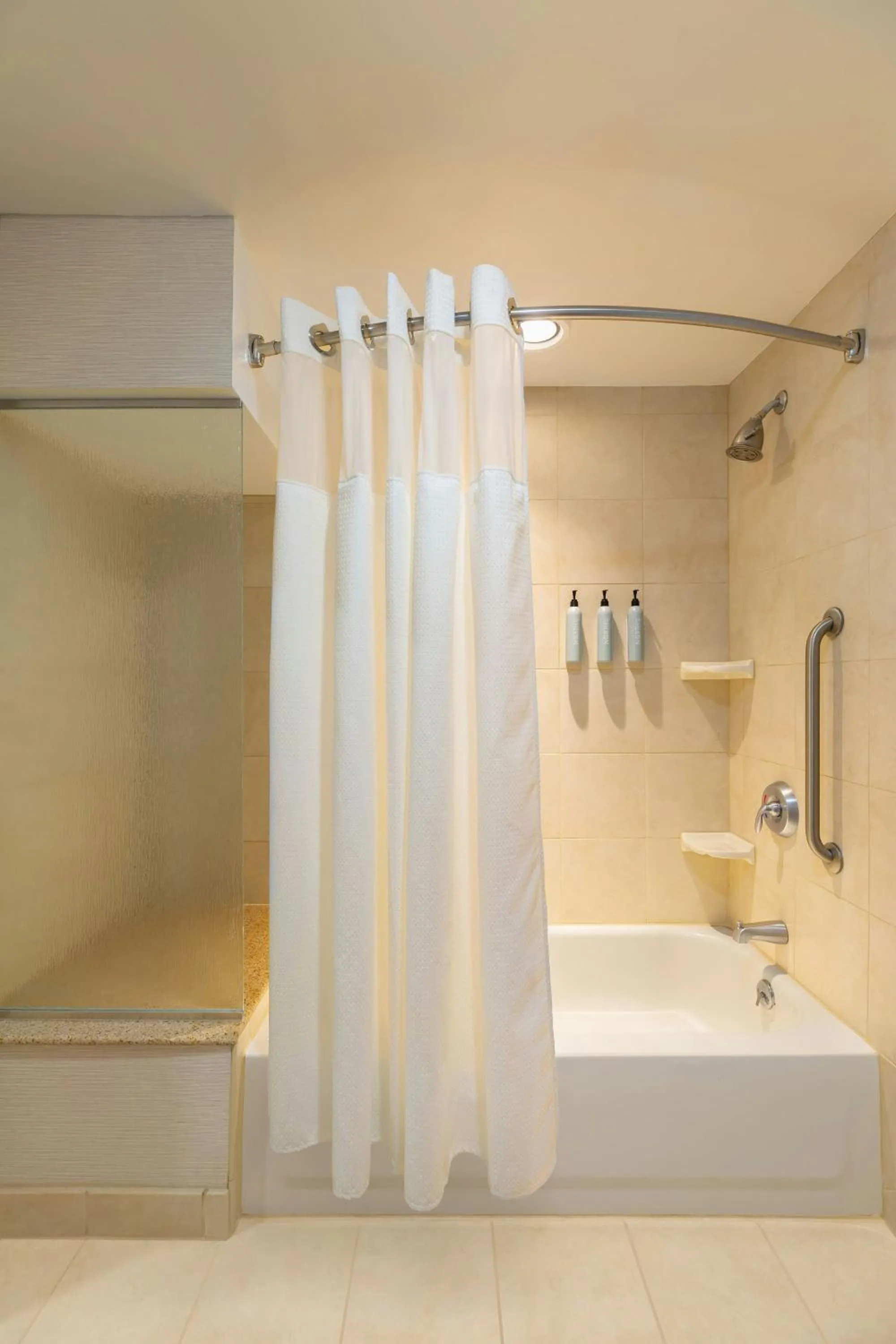 Bathroom in Courtyard by Marriott Madison West / Middleton