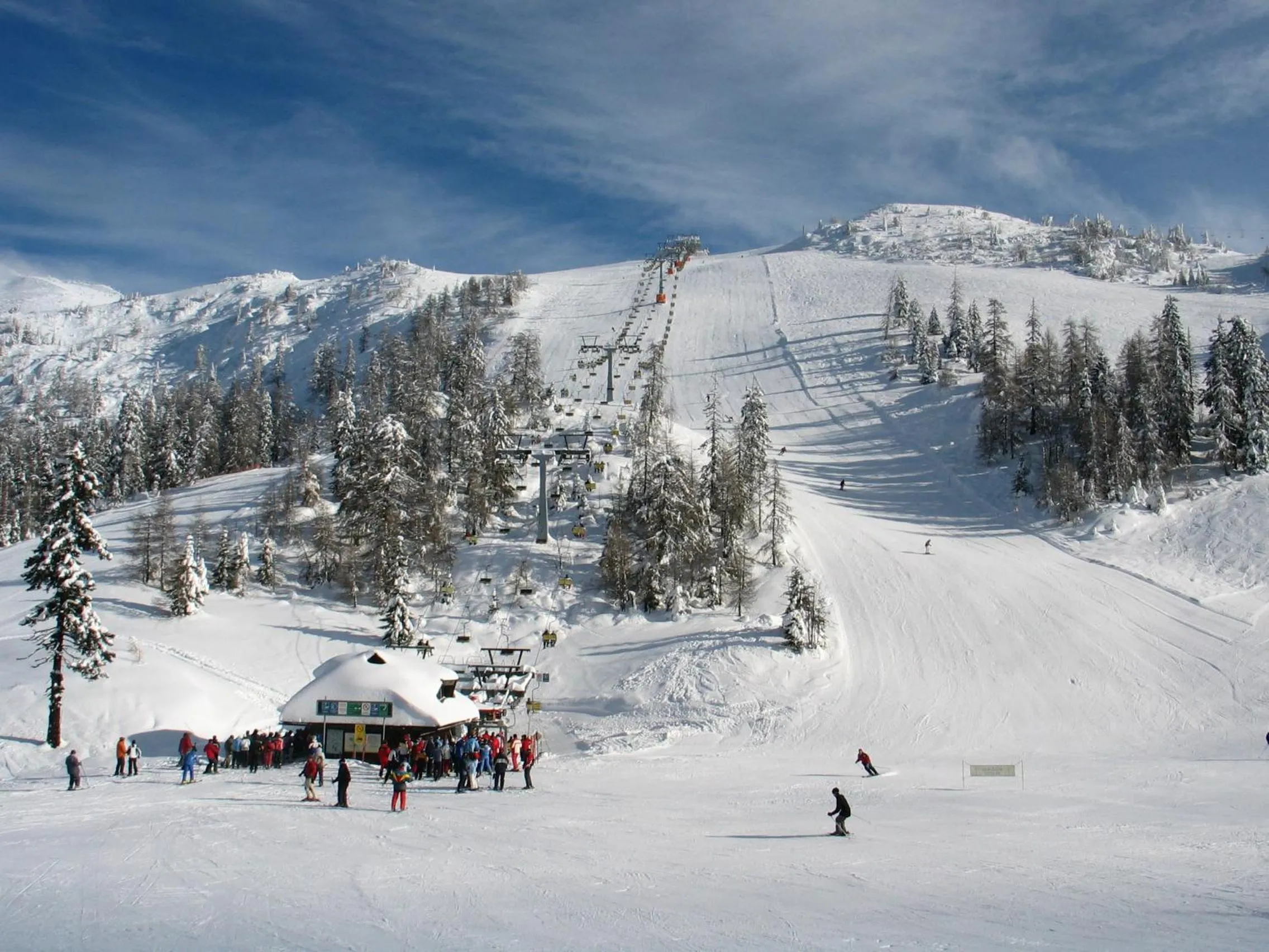 Winter in Hotel Krvavec